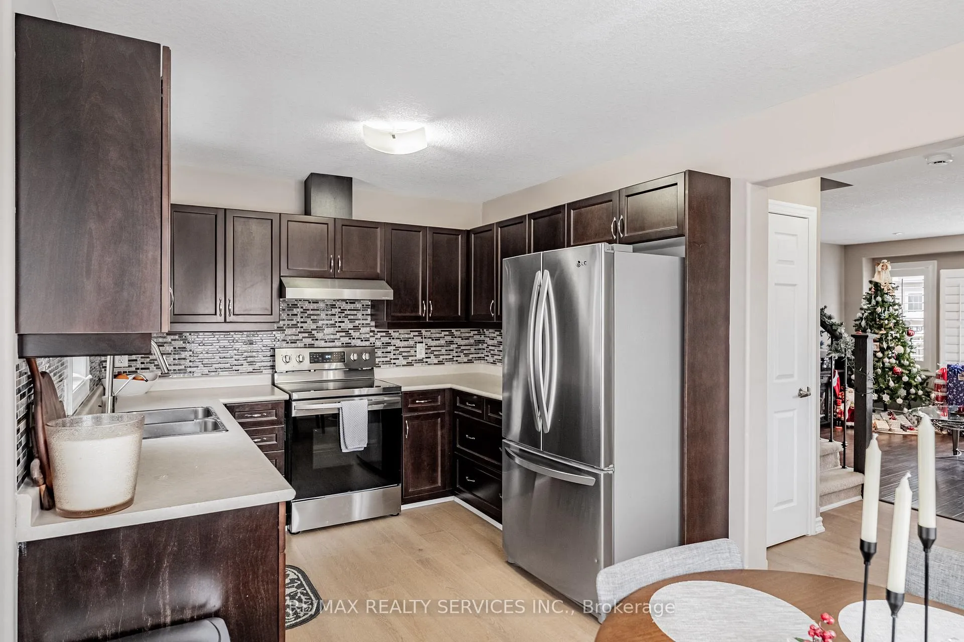 Photo 20 of Unit 32, 10 Foxglove Crescent, Kitchener, Larentian West — HOMEH