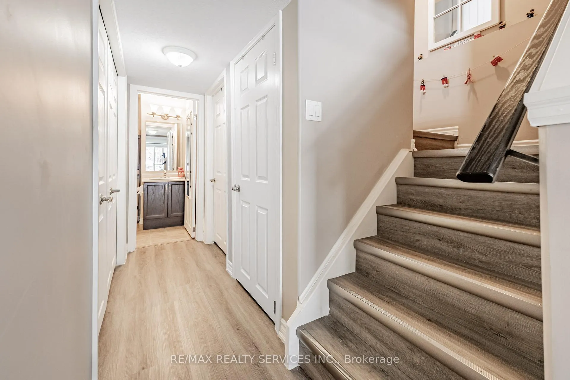 Photo 23 of Unit 32, 10 Foxglove Crescent, Kitchener, Larentian West — HOMEH