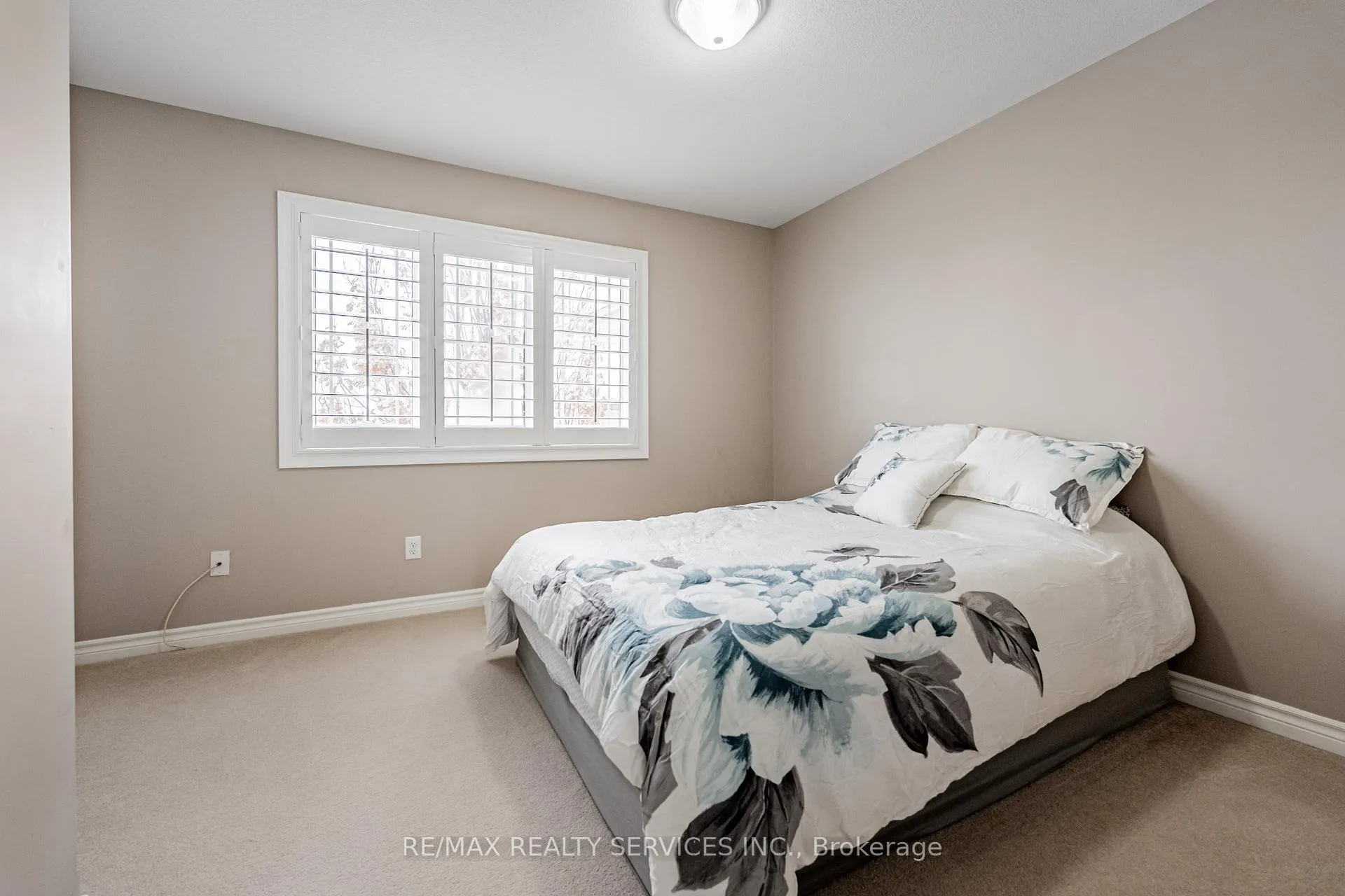 Photo 24 of Unit 32, 10 Foxglove Crescent, Kitchener, Larentian West — HOMEH