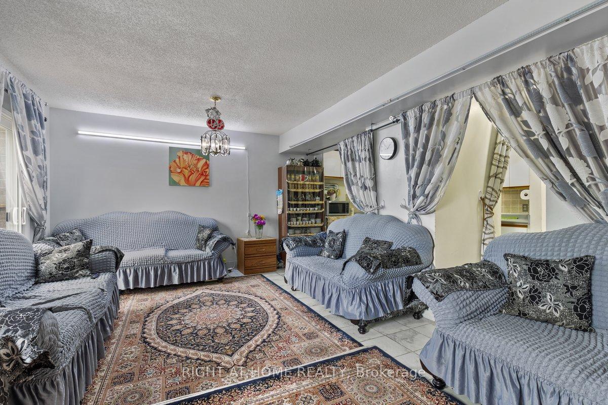 Photo 14 of Unit 43, 20 Paulander Drive, Kitchener — HOMEH