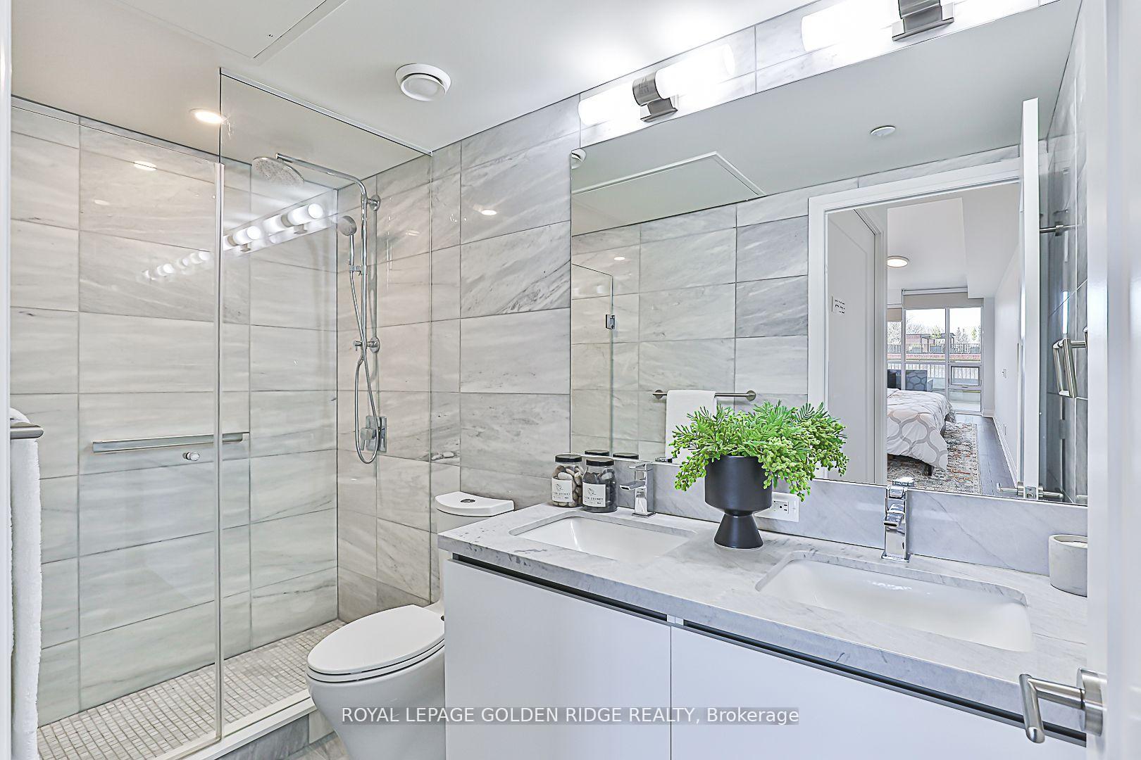 Photo 9 of Unit 407, 151 Avenue Road, Toronto, The Annex — HOMEH
