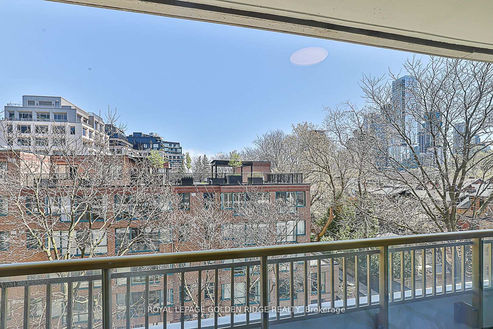Photo 11 of Unit 407, 151 Avenue Road, Toronto, The Annex — HOMEH