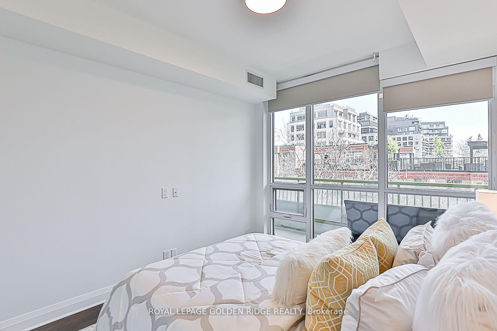 Photo 12 of Unit 407, 151 Avenue Road, Toronto, The Annex — HOMEH