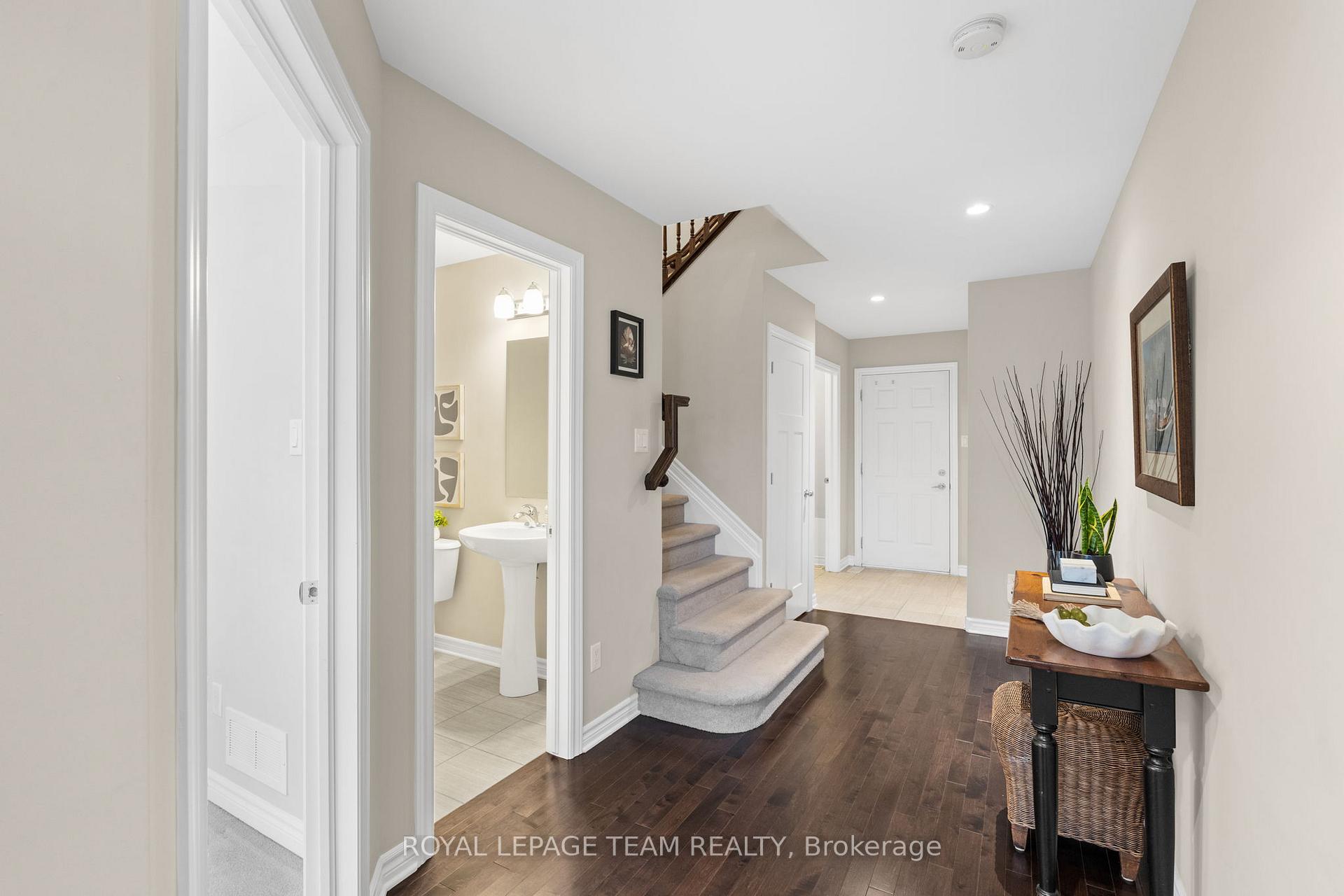 Photo 10 of 1196 Longfields Drive, Ottawa, Barrhaven - Strandherd — HOMEH