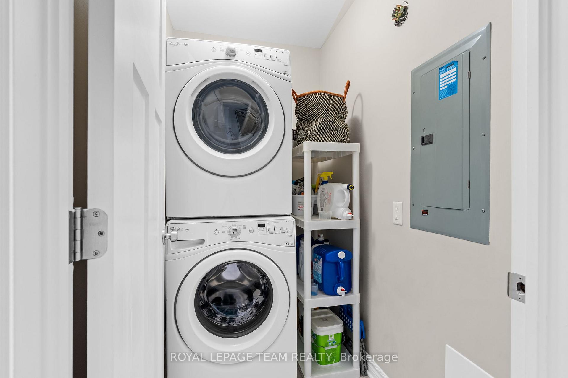 Photo 12 of 1196 Longfields Drive, Ottawa, Barrhaven - Strandherd — HOMEH