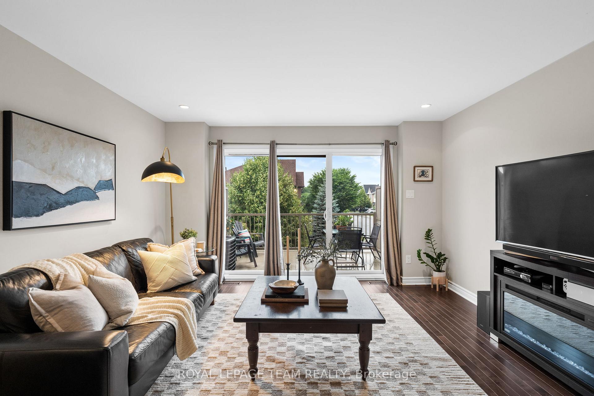 Photo 14 of 1196 Longfields Drive, Ottawa, Barrhaven - Strandherd — HOMEH