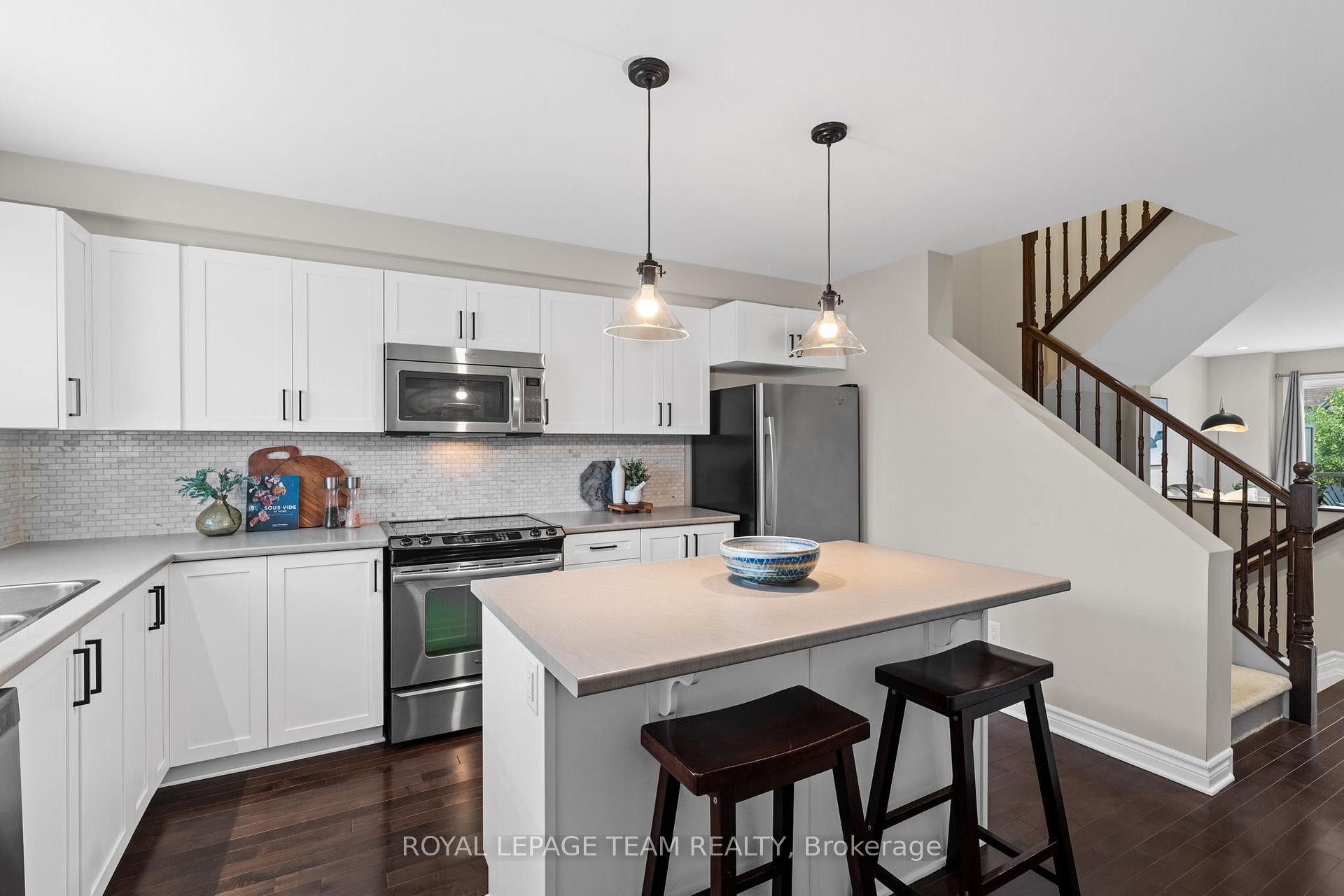 Photo 22 of 1196 Longfields Drive, Ottawa, Barrhaven - Strandherd — HOMEH