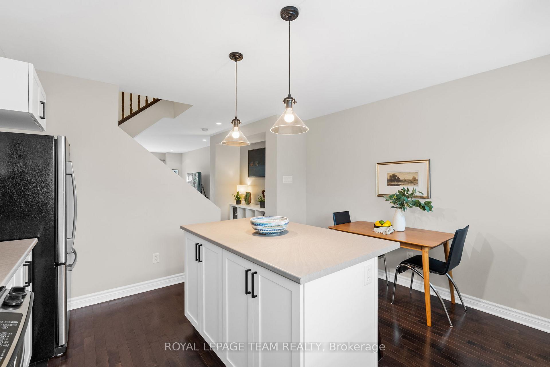 Photo 27 of 1196 Longfields Drive, Ottawa, Barrhaven - Strandherd — HOMEH