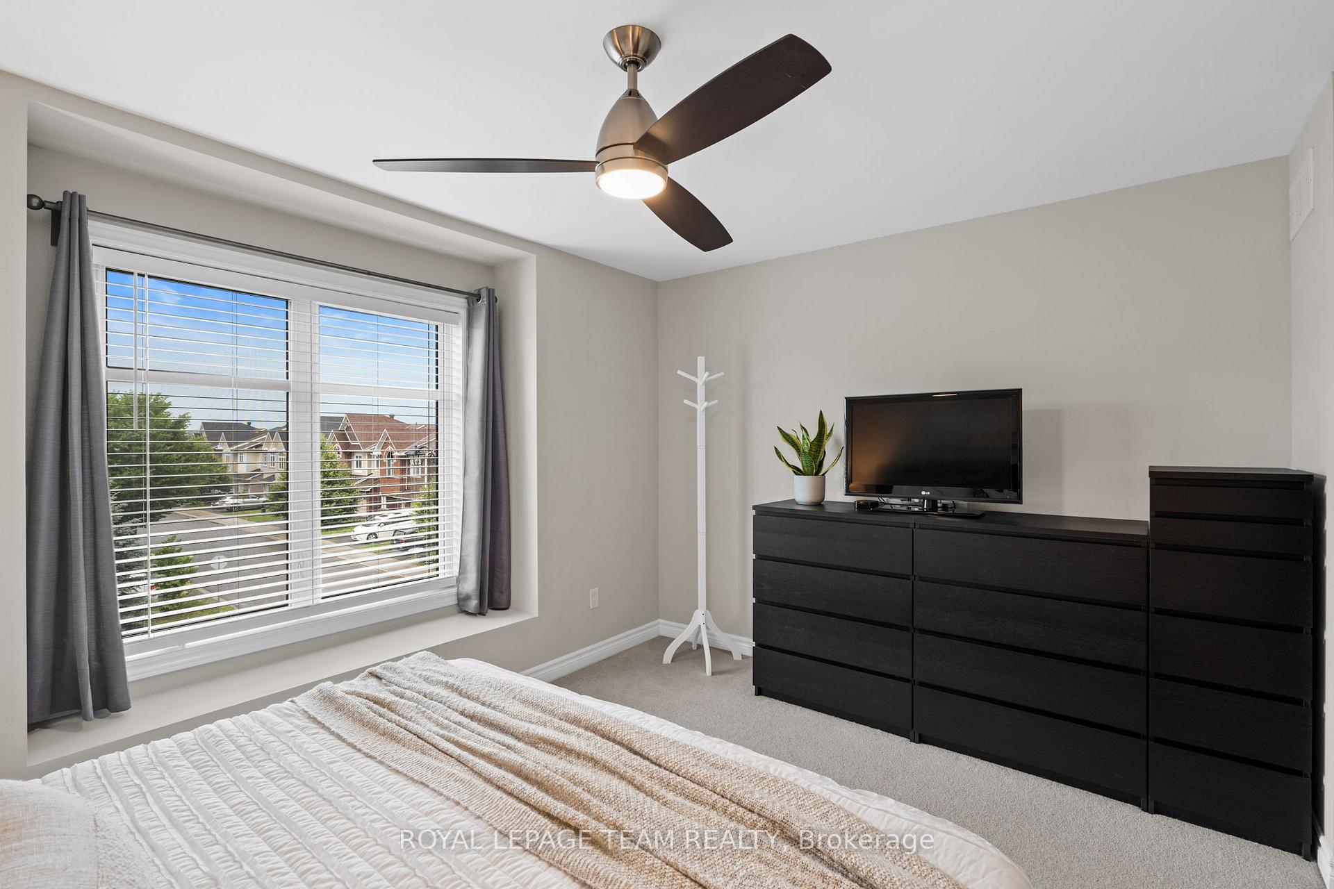 Photo 33 of 1196 Longfields Drive, Ottawa, Barrhaven - Strandherd — HOMEH