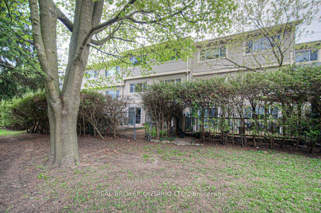 Photo 35 of Unit 3, 30 Green Valley Drive, Kitchener — HOMEH