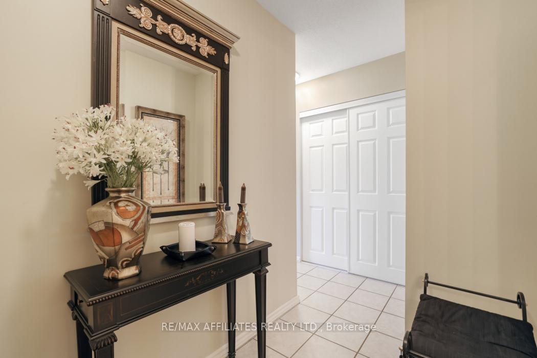 Photo 4 of Unit 304, 1190 Richmond Road, Ottawa, Woodroffe — HOMEH