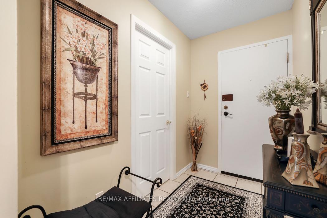 Photo 5 of Unit 304, 1190 Richmond Road, Ottawa, Woodroffe — HOMEH