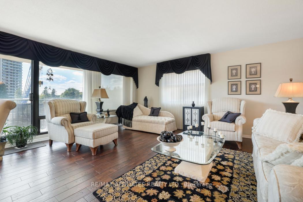 Photo 8 of Unit 304, 1190 Richmond Road, Ottawa, Woodroffe — HOMEH