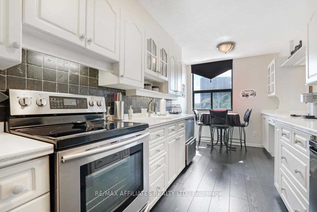 Photo 13 of Unit 304, 1190 Richmond Road, Ottawa, Woodroffe — HOMEH