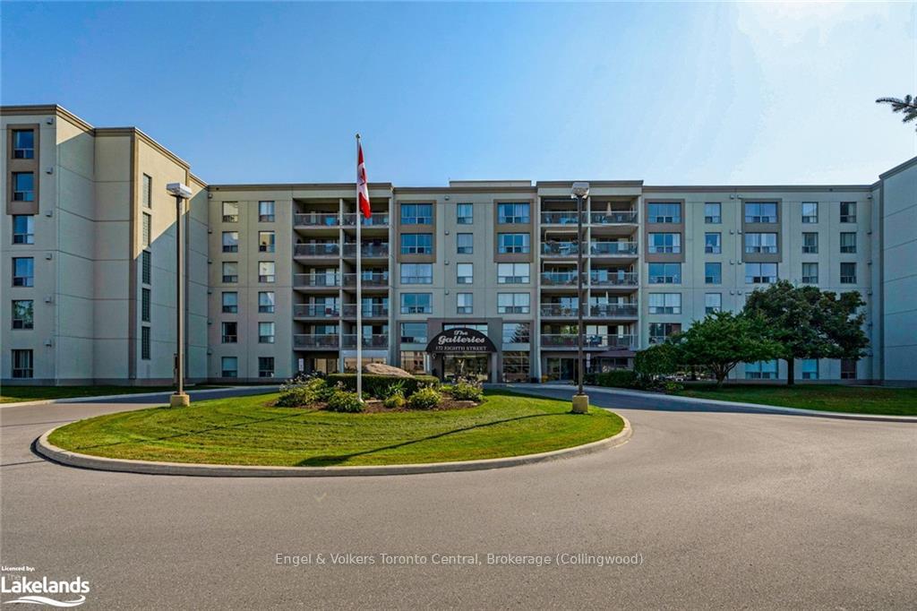 Photo 3 of 172 Eighth St S/s, Collingwood — HOMEH