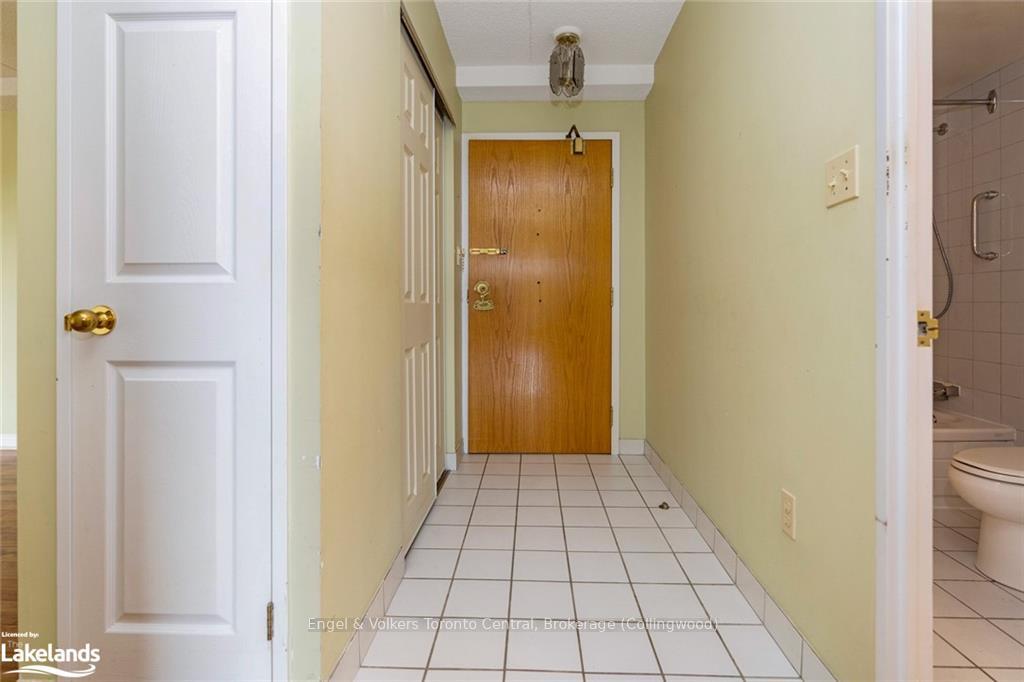 Photo 5 of 172 Eighth St S/s, Collingwood — HOMEH