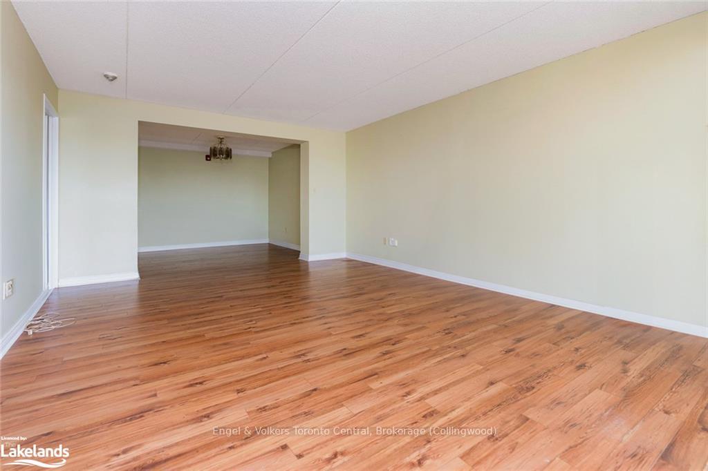 Photo 14 of 172 Eighth St S/s, Collingwood — HOMEH