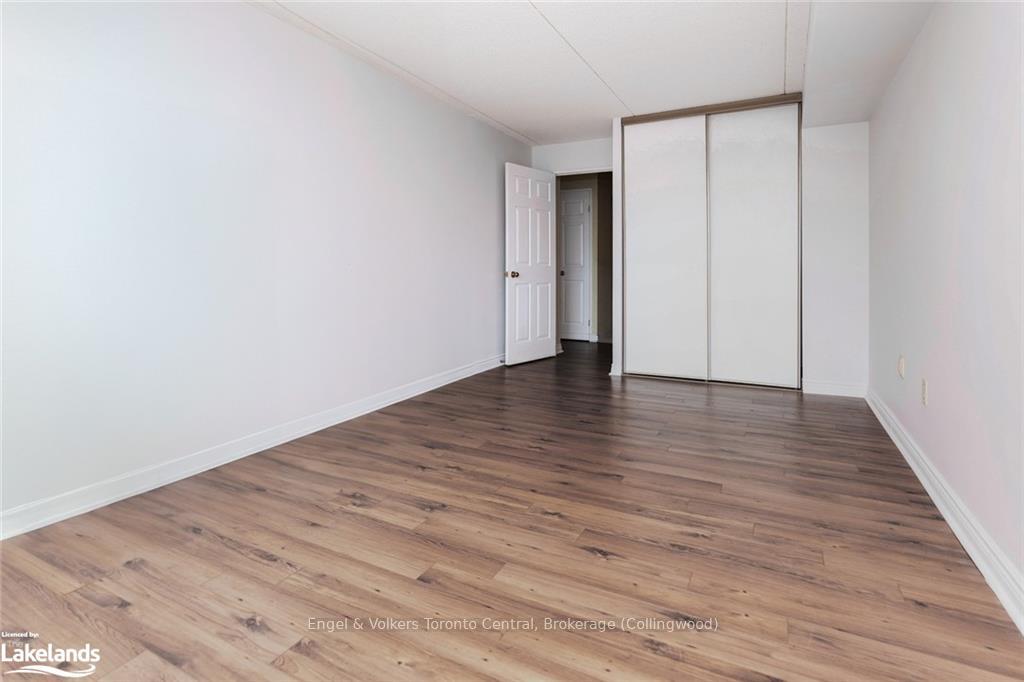 Photo 18 of 172 Eighth St S/s, Collingwood — HOMEH