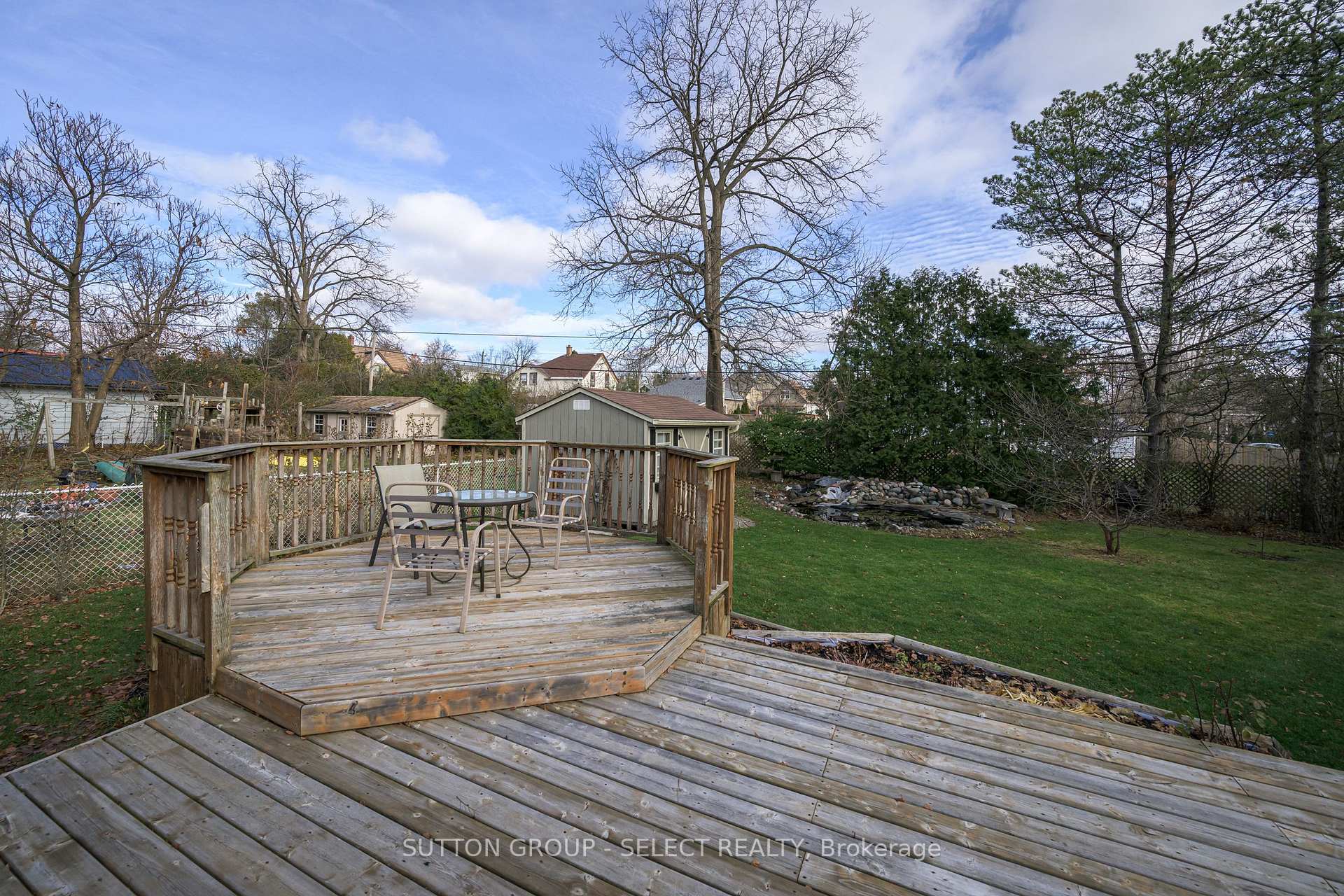 Photo 13 of 215 West Street, Central Elgin, Belmont — HOMEH