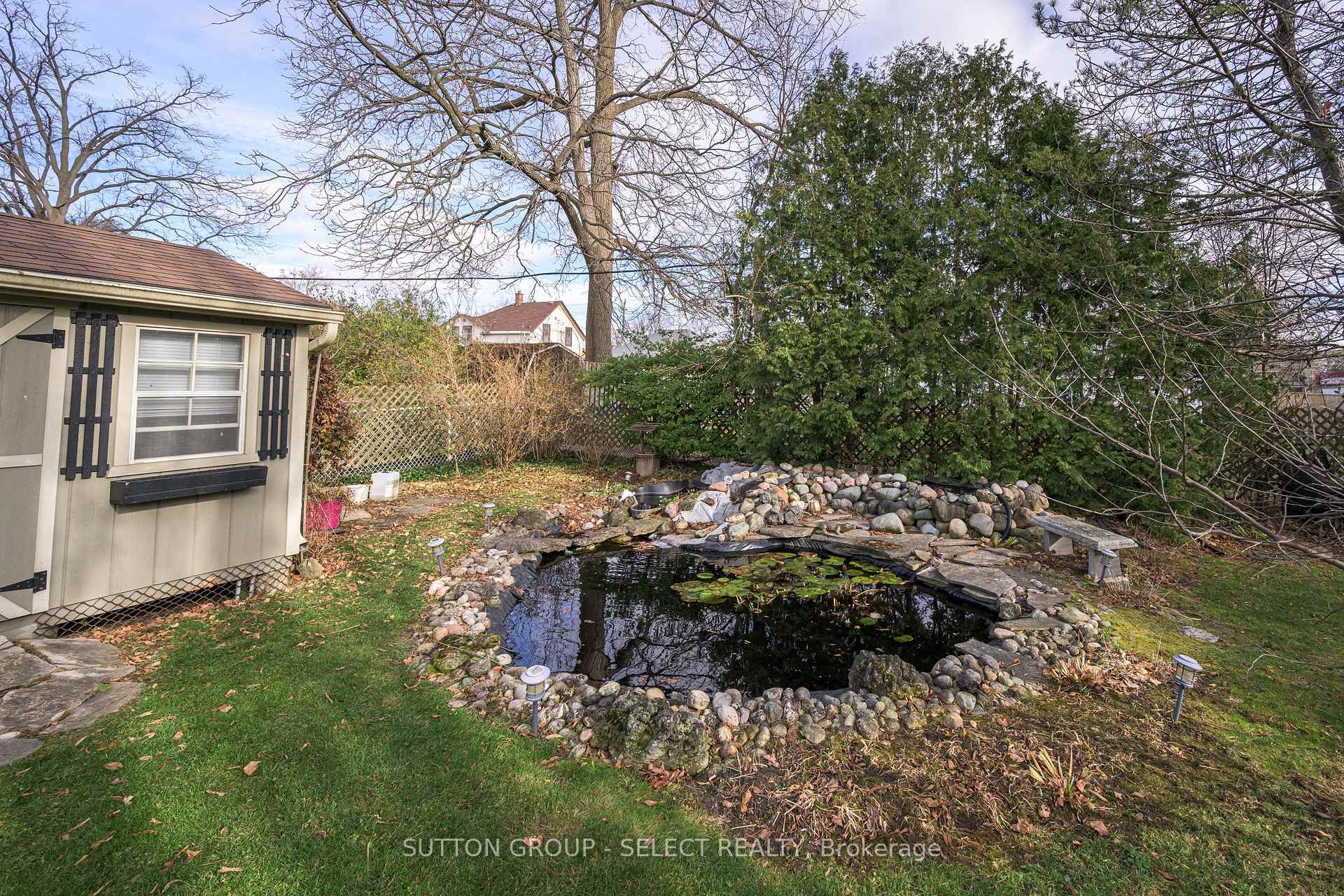 Photo 12 of 215 West Street, Central Elgin, Belmont — HOMEH