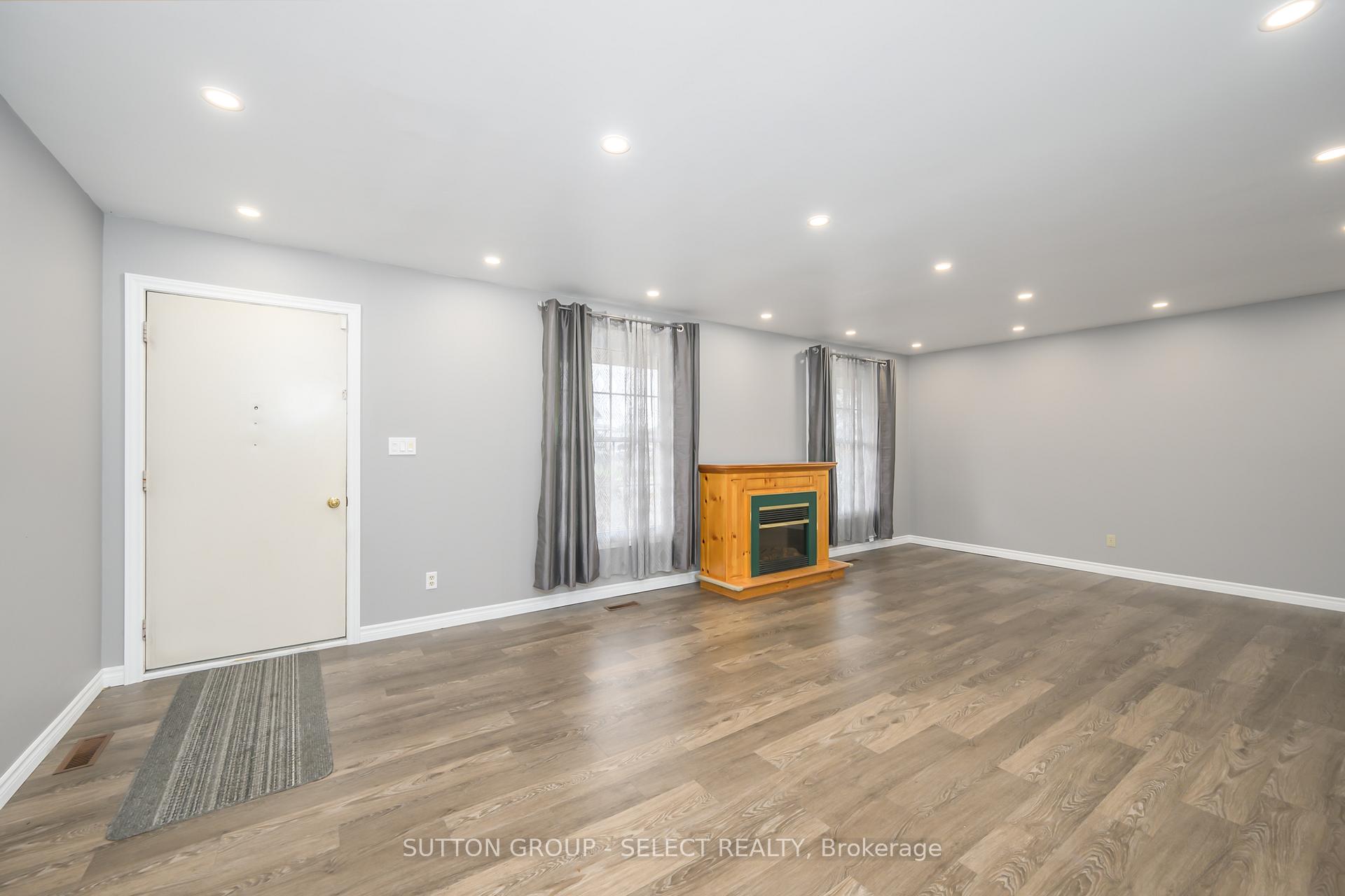 Photo 14 of 215 West Street, Central Elgin, Belmont — HOMEH
