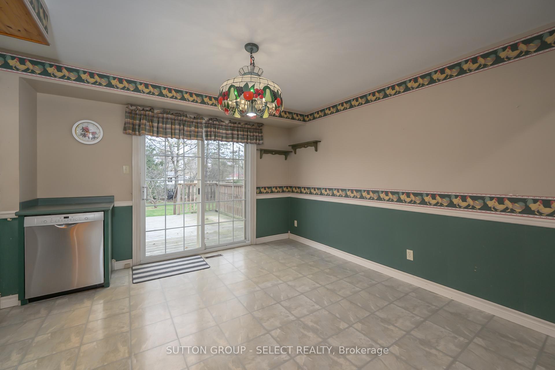 Photo 24 of 215 West Street, Central Elgin, Belmont — HOMEH