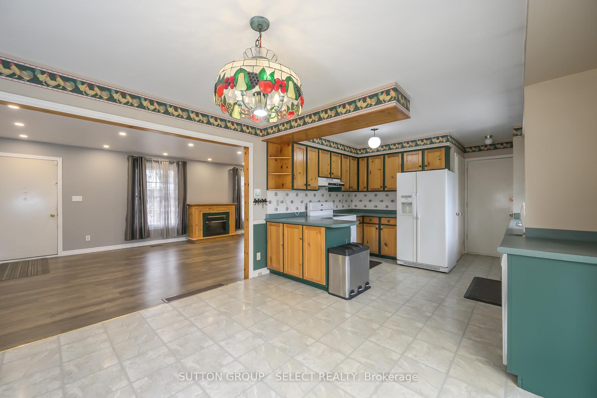 Photo 22 of 215 West Street, Central Elgin, Belmont — HOMEH