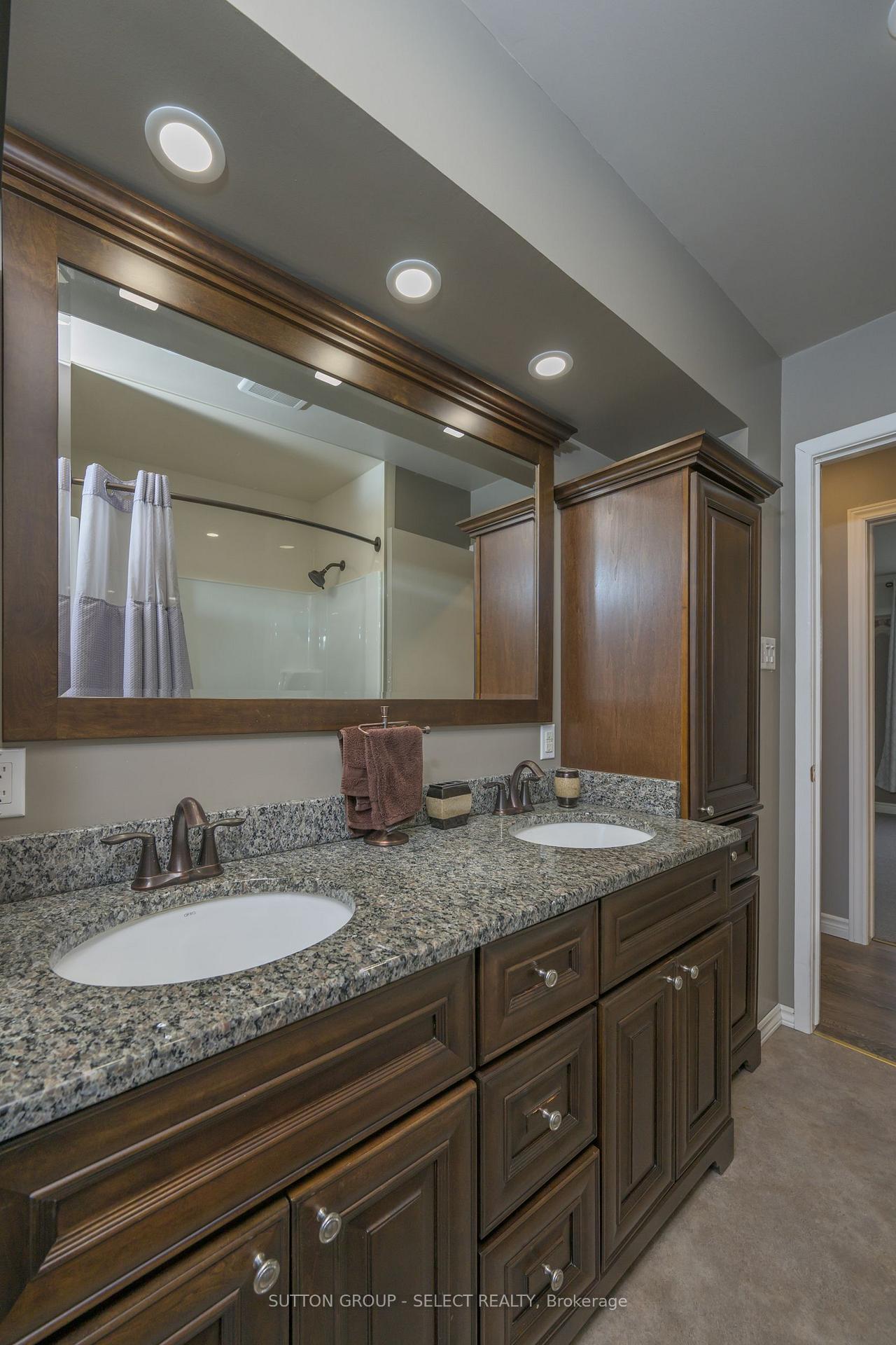 Photo 42 of 215 West Street, Central Elgin, Belmont — HOMEH