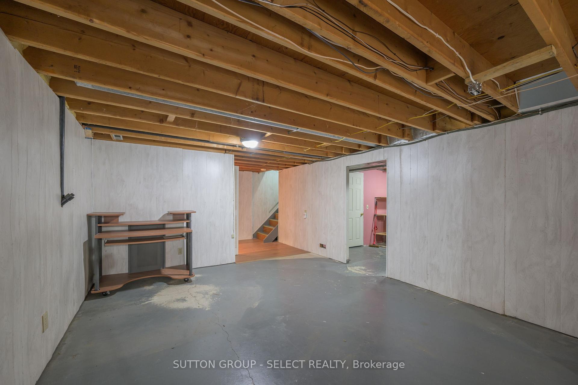 Photo 45 of 215 West Street, Central Elgin, Belmont — HOMEH