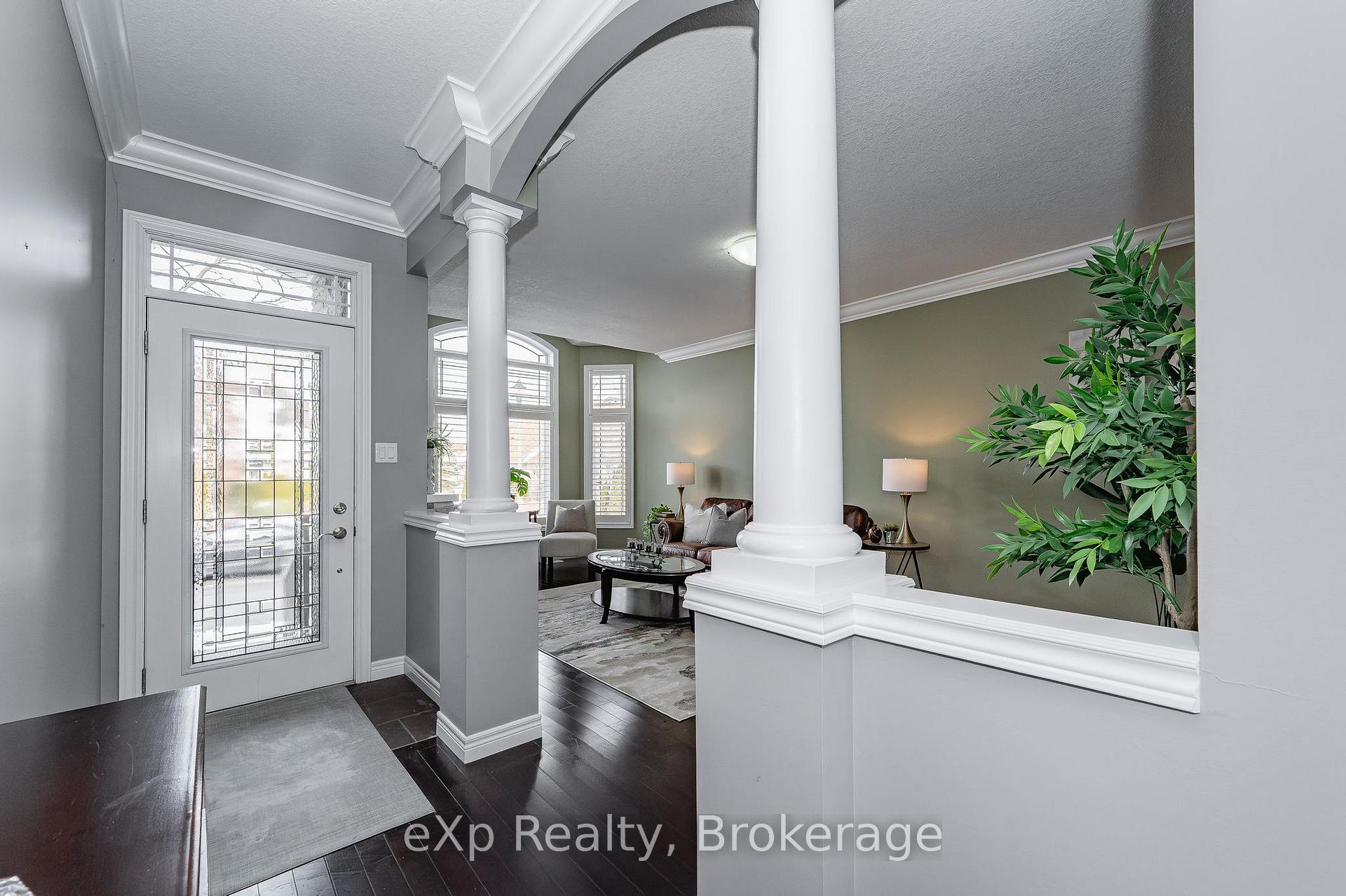 Photo 5 of Unit 5, 19 Simmonds Drive, Guelph, Victoria North — HOMEH