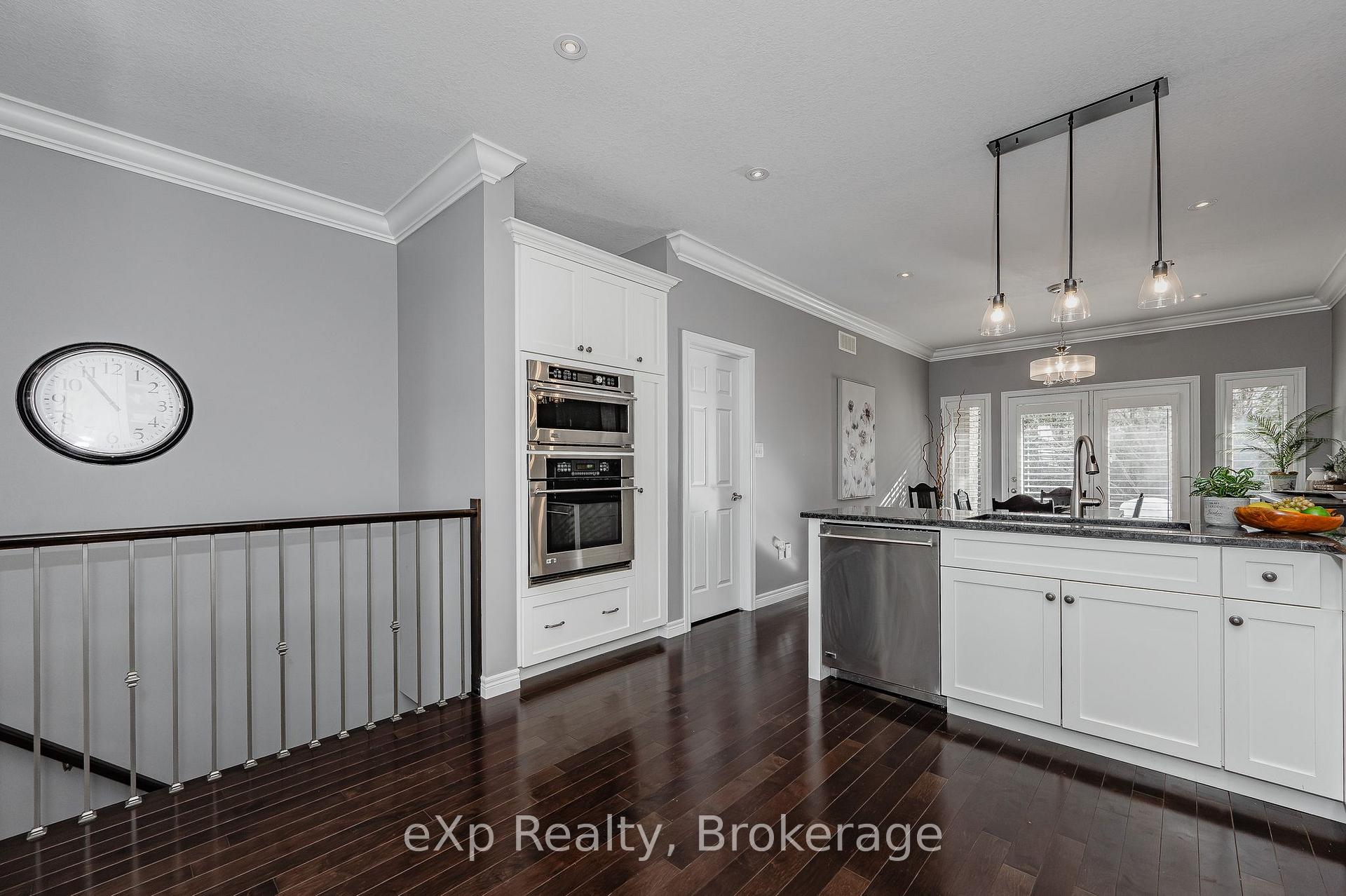 Photo 12 of Unit 5, 19 Simmonds Drive, Guelph, Victoria North — HOMEH
