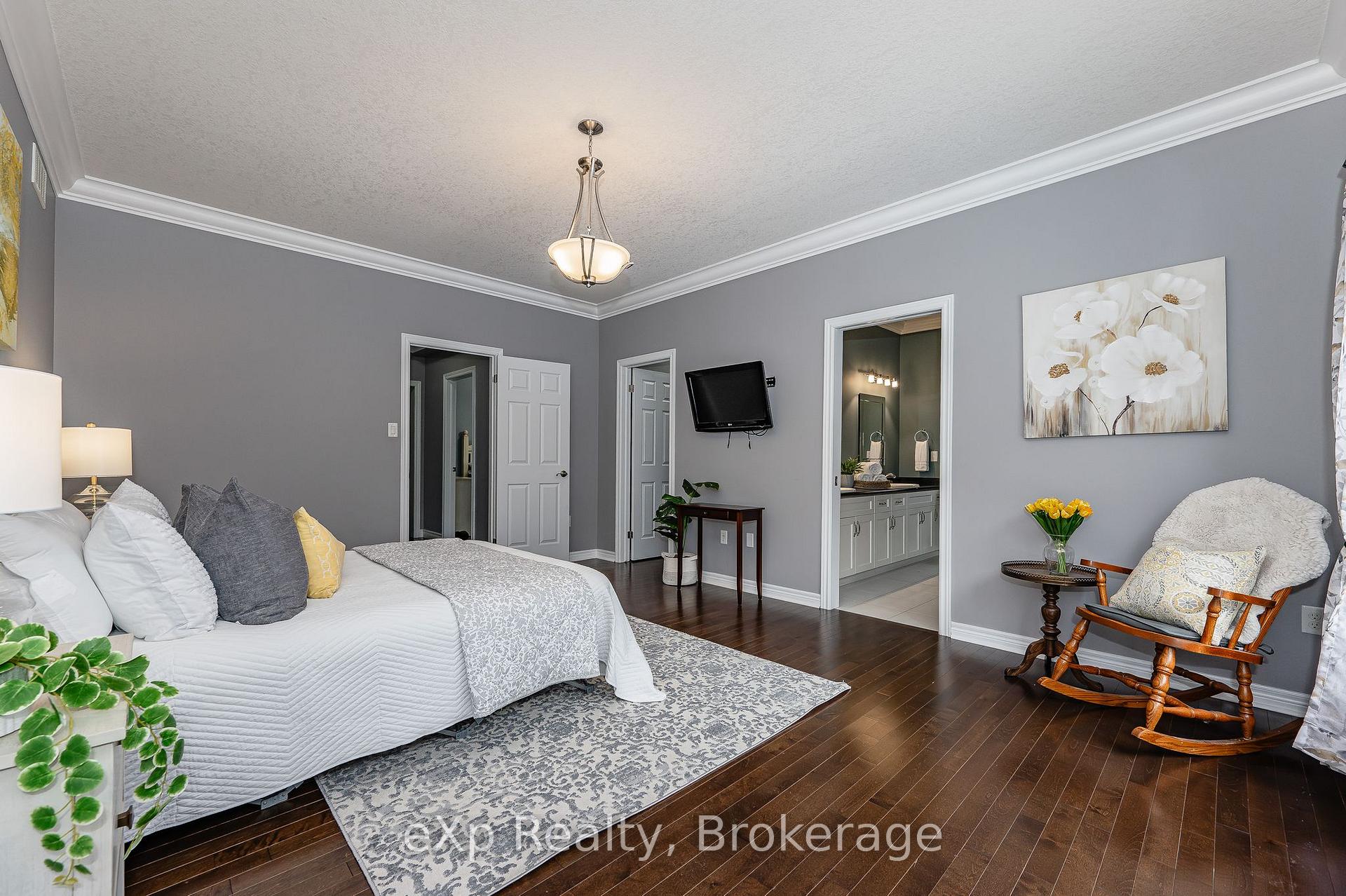 Photo 18 of Unit 5, 19 Simmonds Drive, Guelph, Victoria North — HOMEH