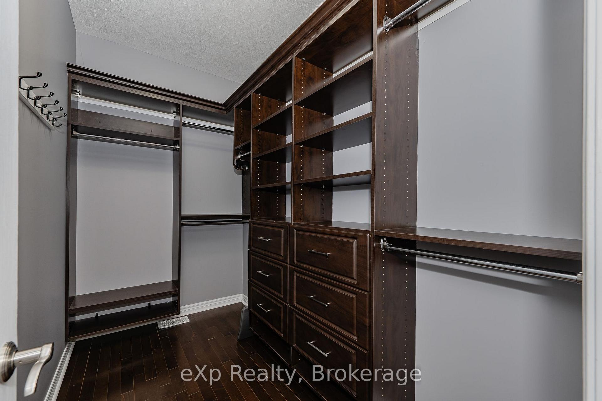 Photo 21 of Unit 5, 19 Simmonds Drive, Guelph, Victoria North — HOMEH
