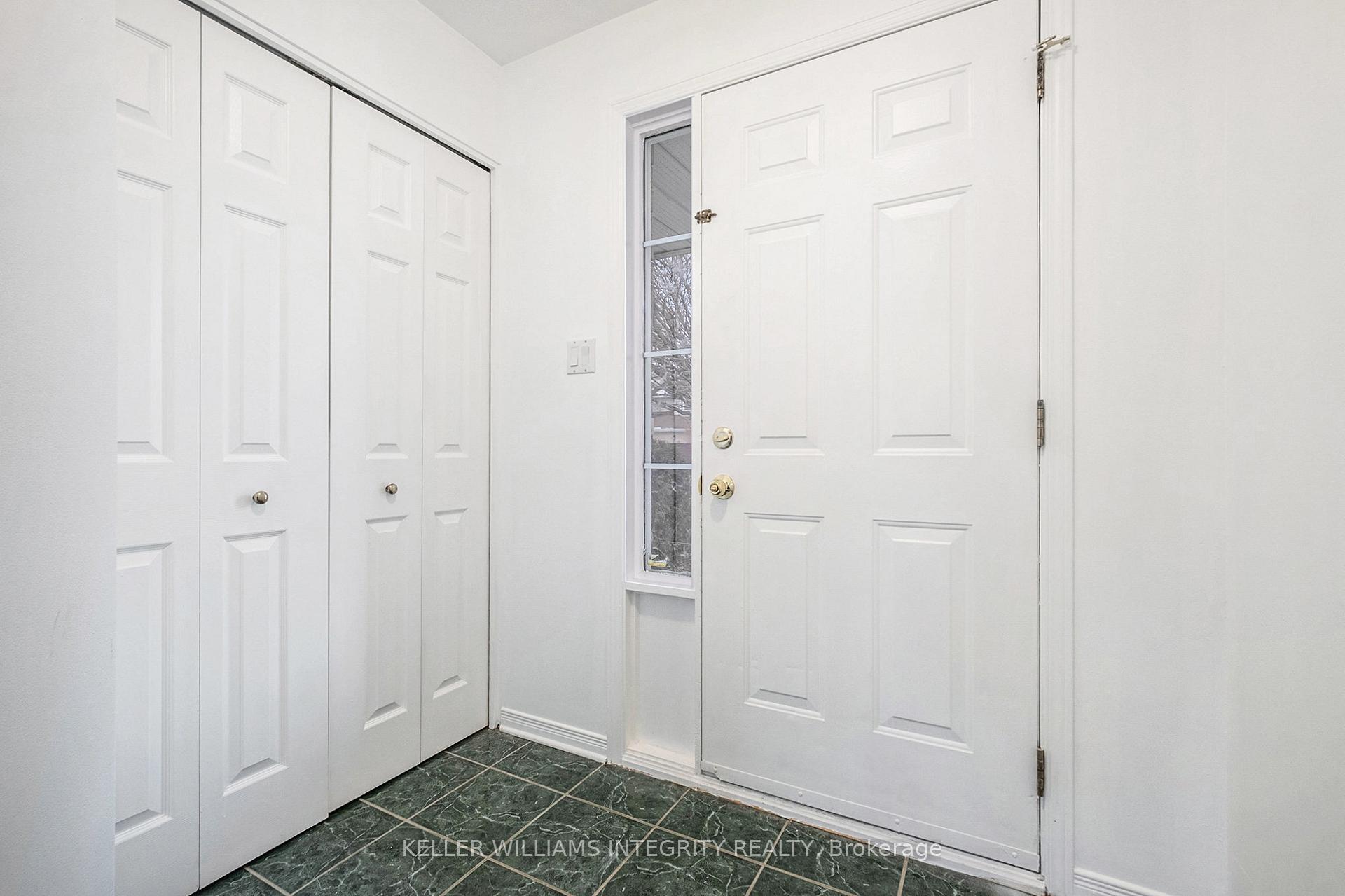 Photo 2 of 2918 Millstream Way, Ottawa, Emerald Woods/Sawmill Creek — HOMEH