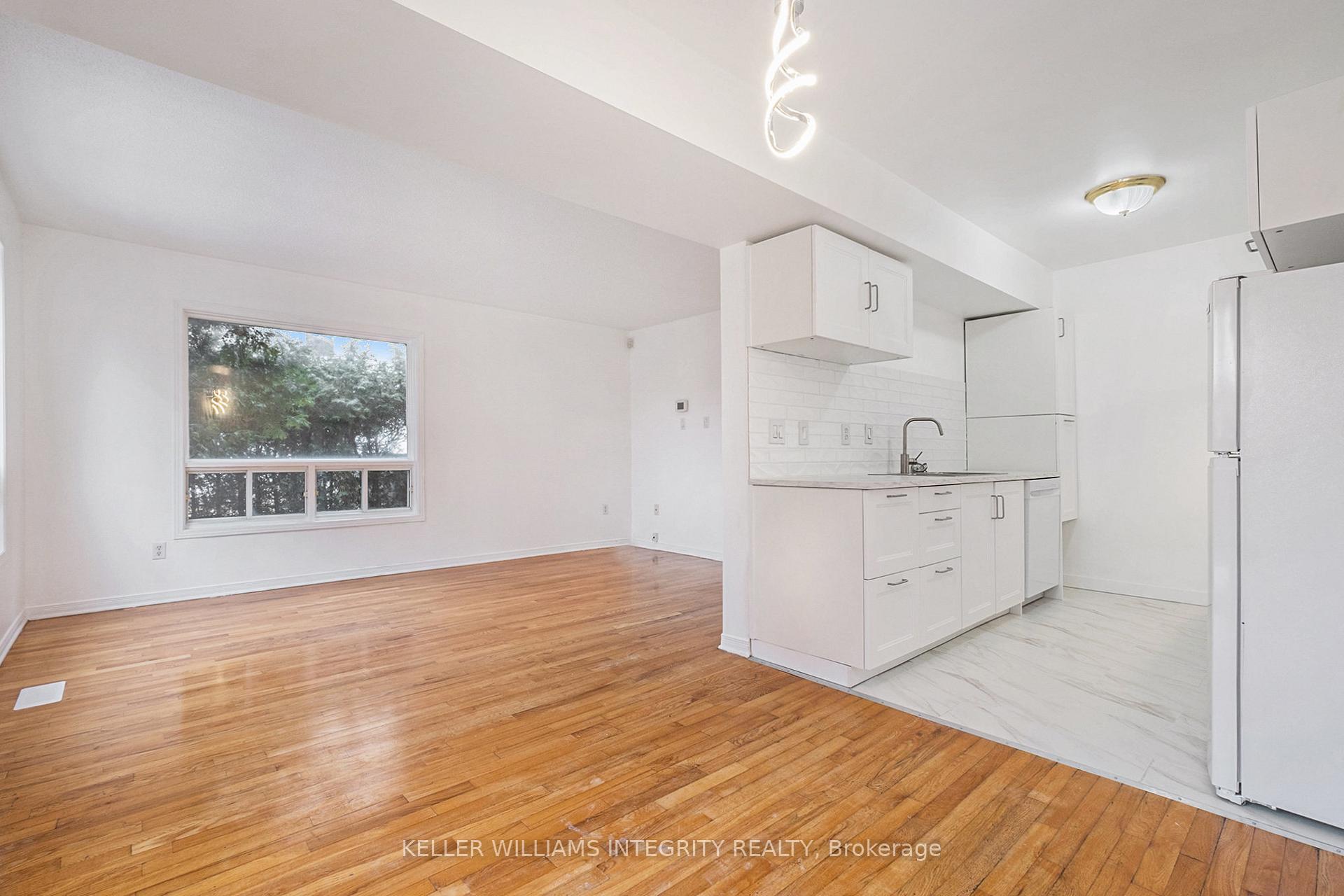 Photo 11 of 2918 Millstream Way, Ottawa, Emerald Woods/Sawmill Creek — HOMEH