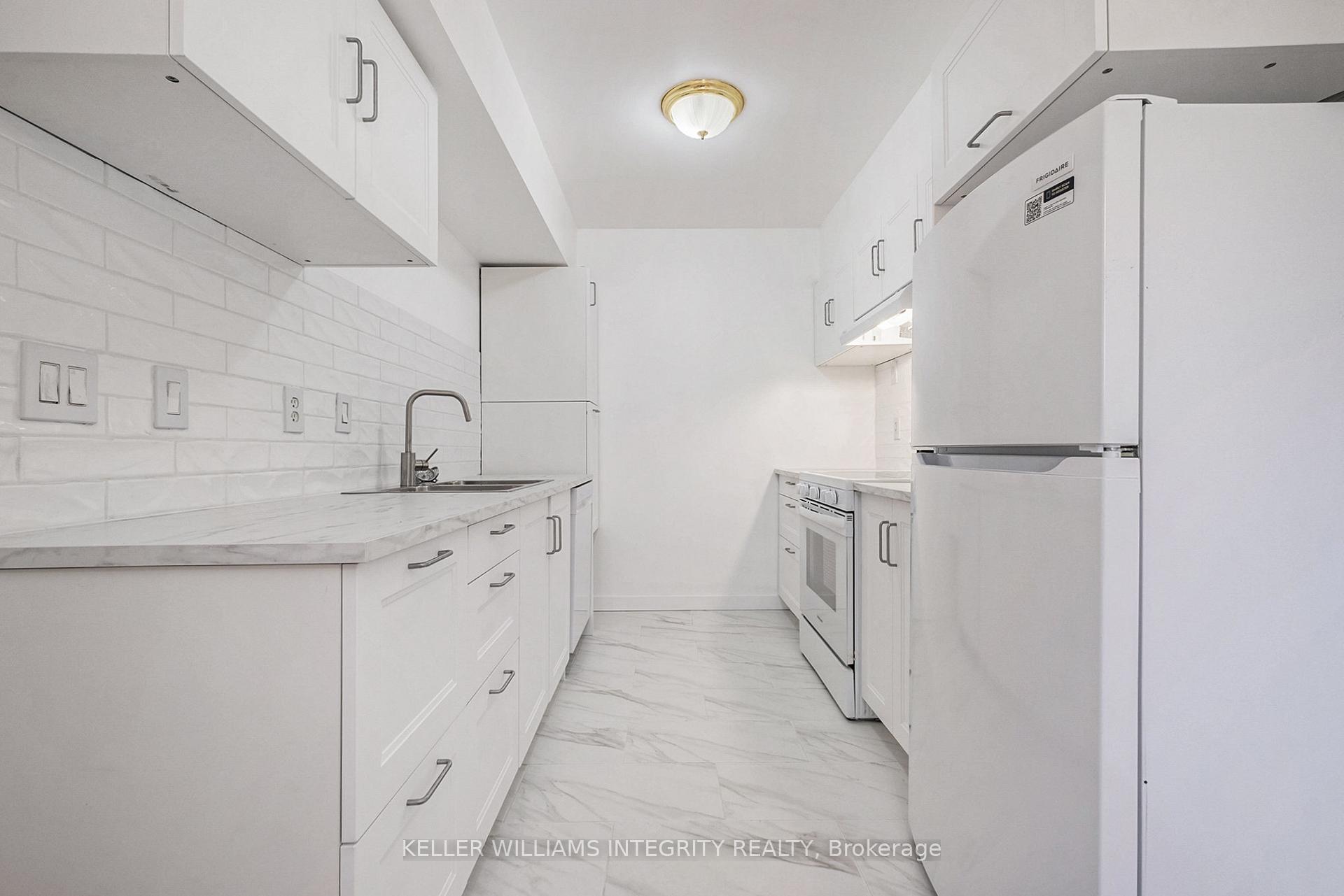 Photo 8 of 2918 Millstream Way, Ottawa, Emerald Woods/Sawmill Creek — HOMEH