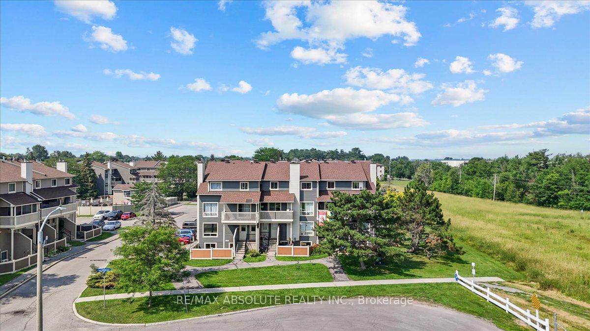 Photo 2 of Unit 69A, 750 St. Andre Drive, Ottawa, Hiawatha Park/Convent Glen — HOMEH
