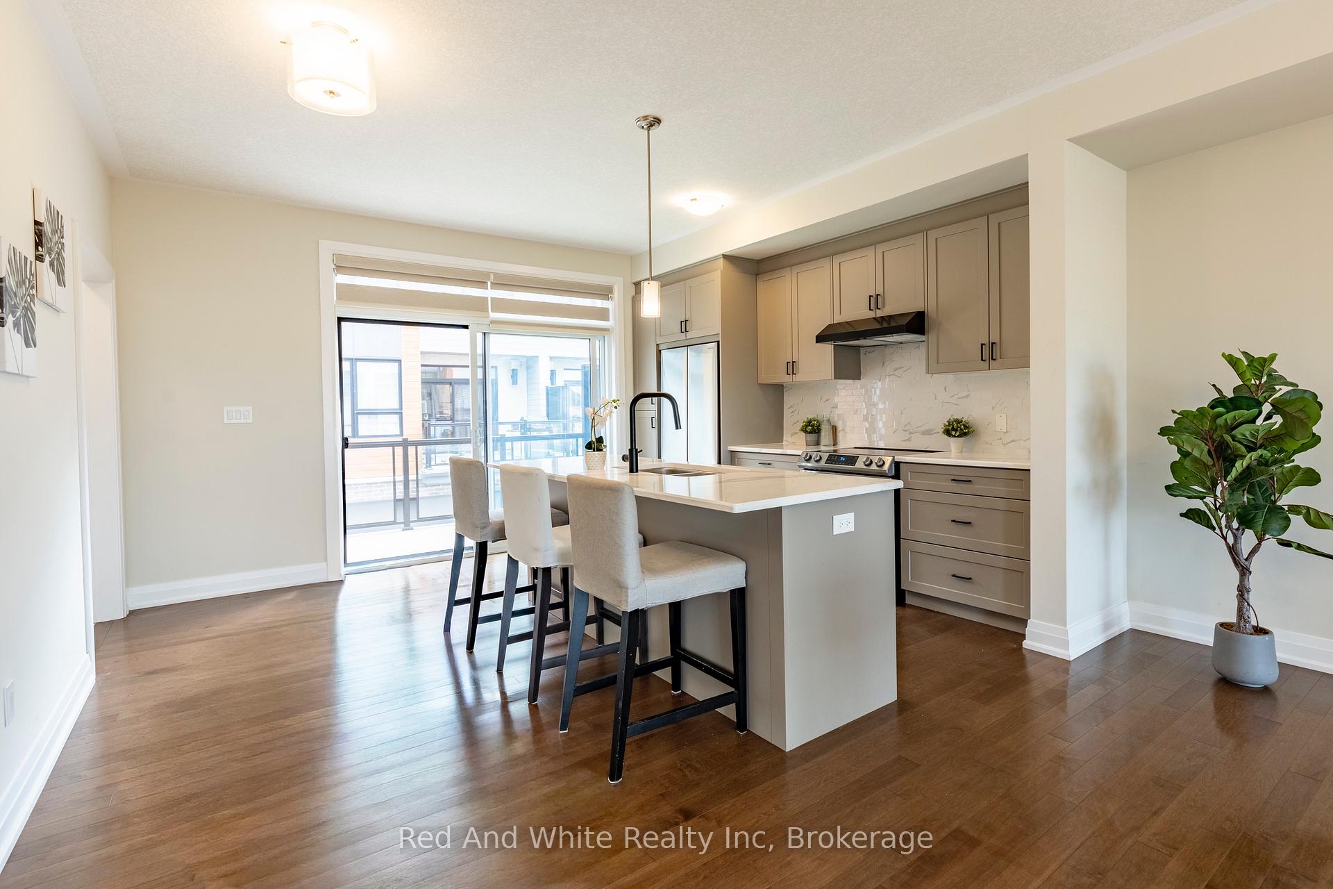 Photo 15 of Unit 54, 271 Grey Silo Road, Waterloo — HOMEH