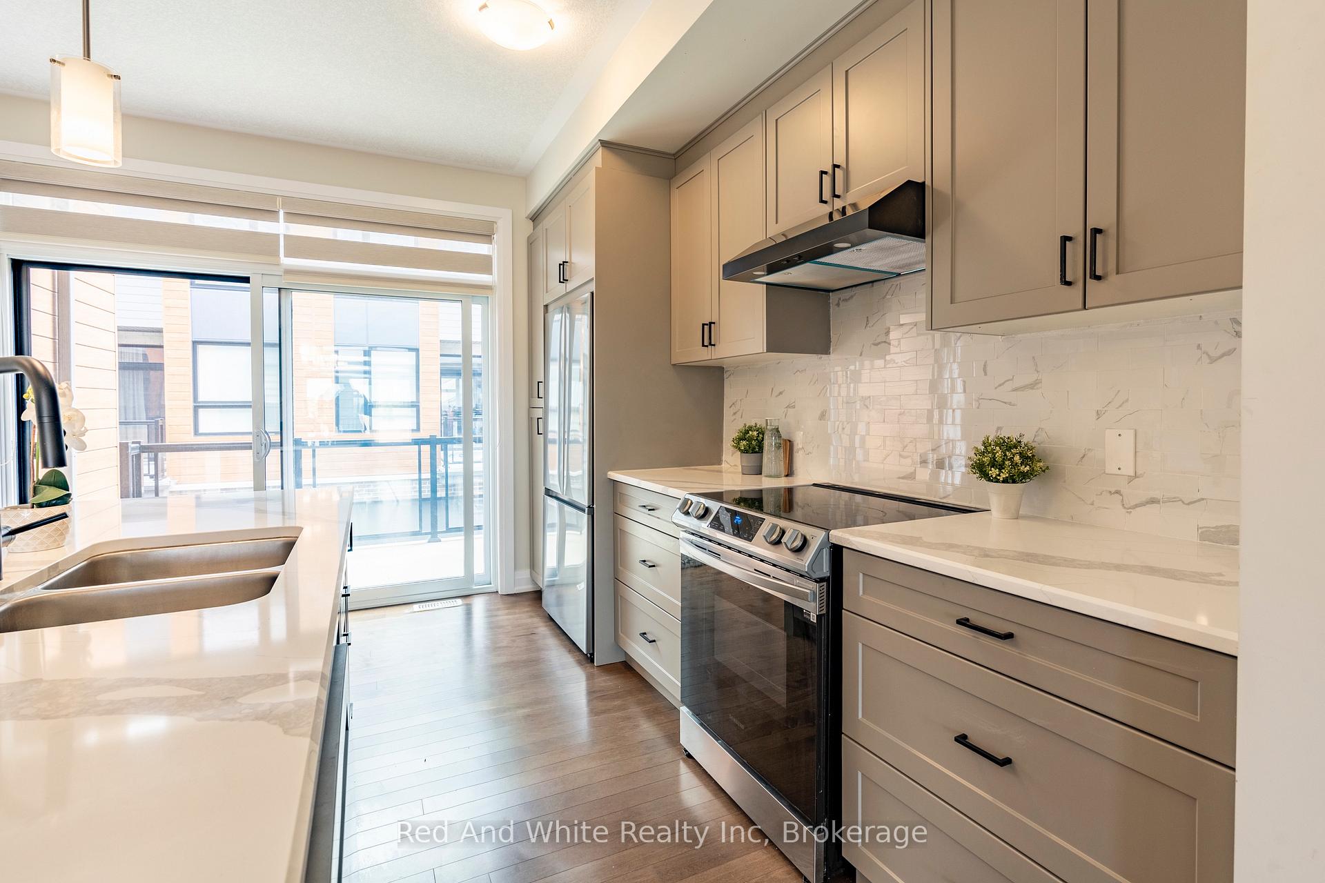 Photo 17 of Unit 54, 271 Grey Silo Road, Waterloo — HOMEH