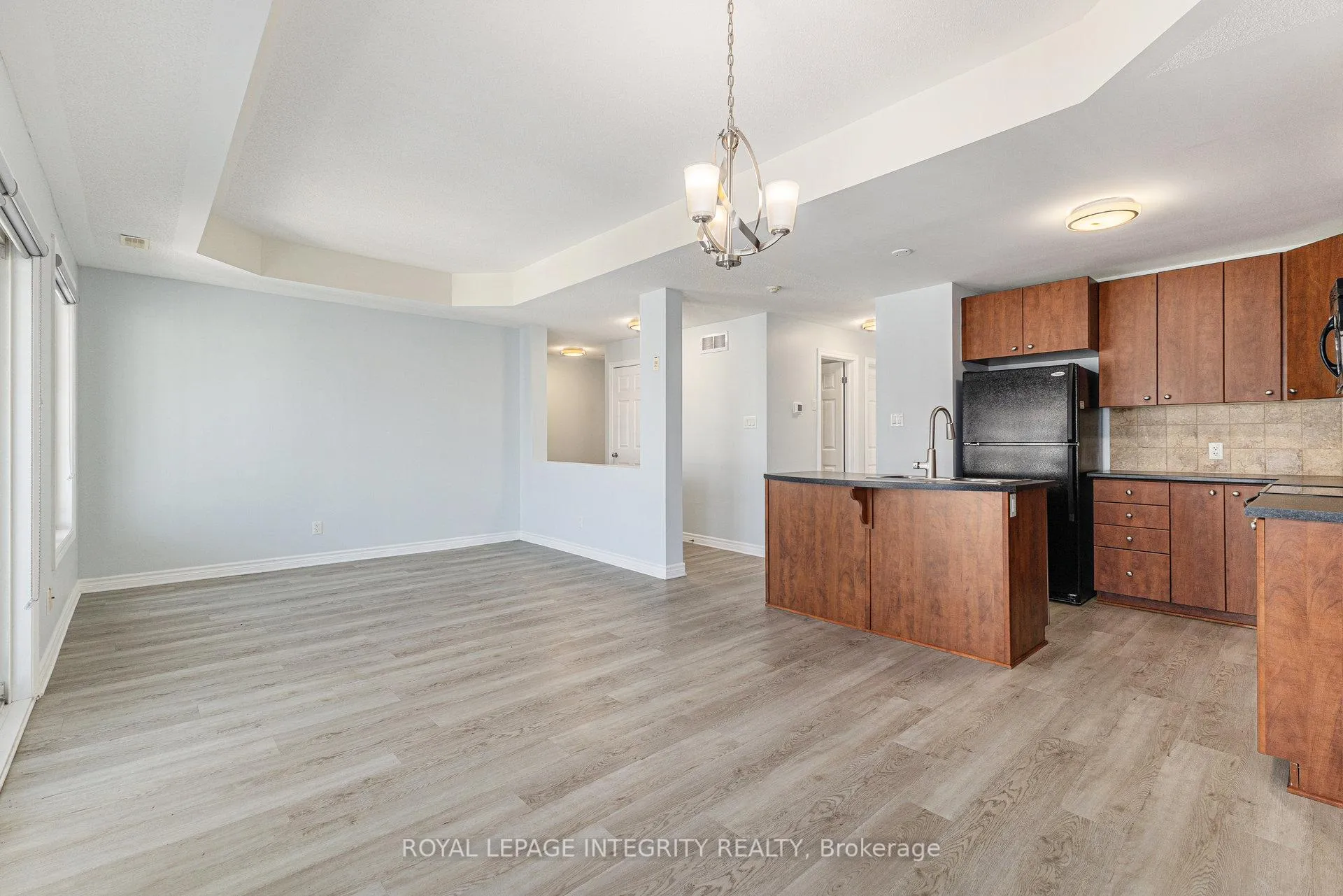 Photo 5 of Unit 8, 188 Paseo Private, Ottawa, Centrepointe — HOMEH