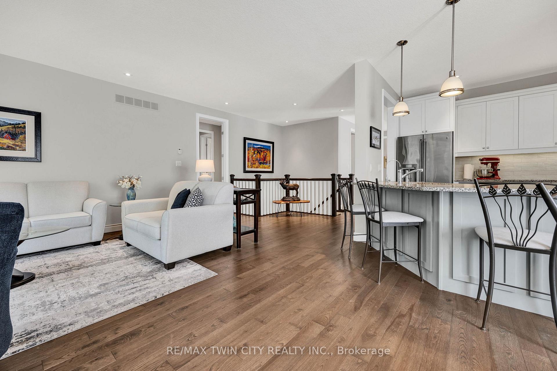 Photo 4 of Unit 16, 435 Winchester Drive, Waterloo — HOMEH