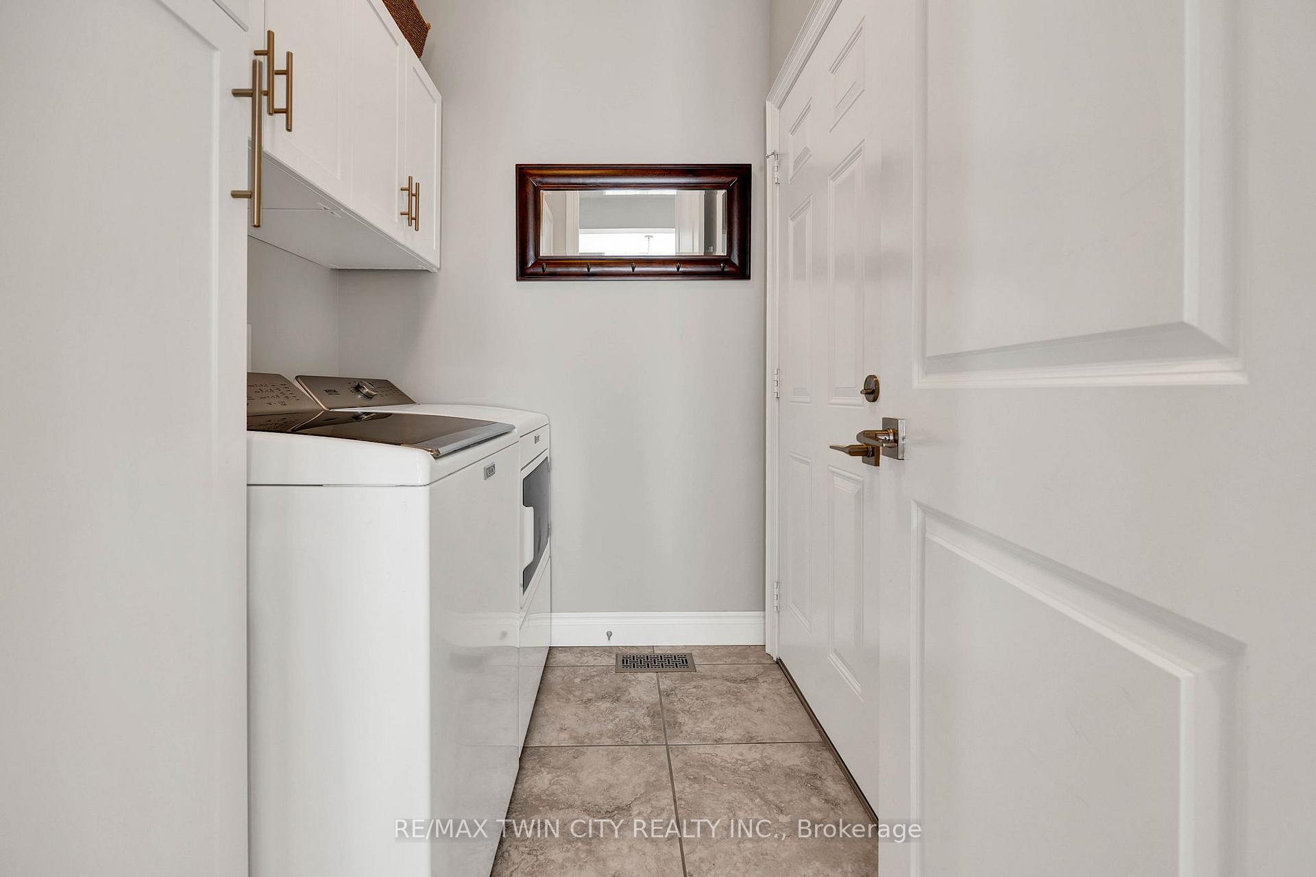 Photo 12 of Unit 16, 435 Winchester Drive, Waterloo — HOMEH