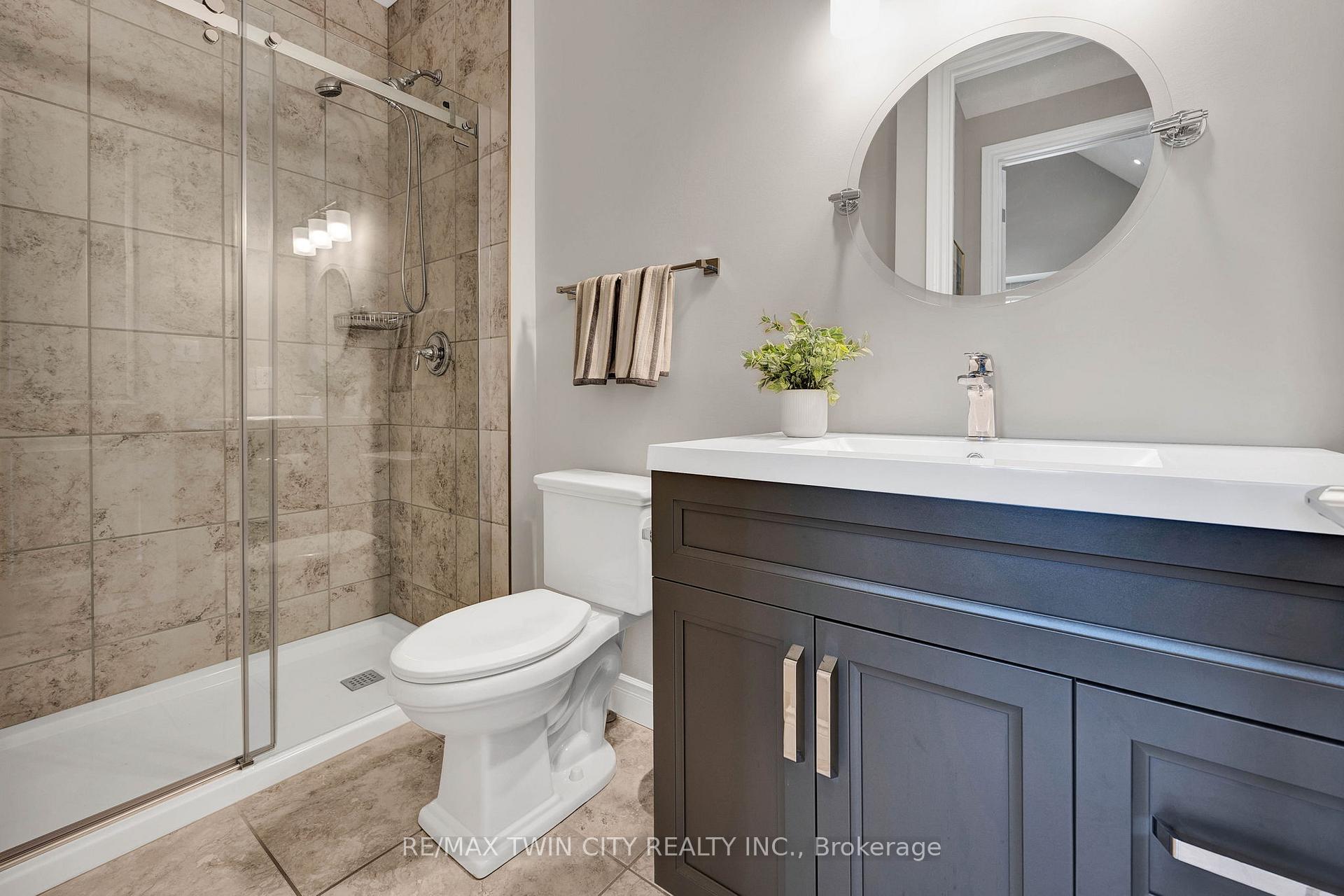 Photo 18 of Unit 16, 435 Winchester Drive, Waterloo — HOMEH