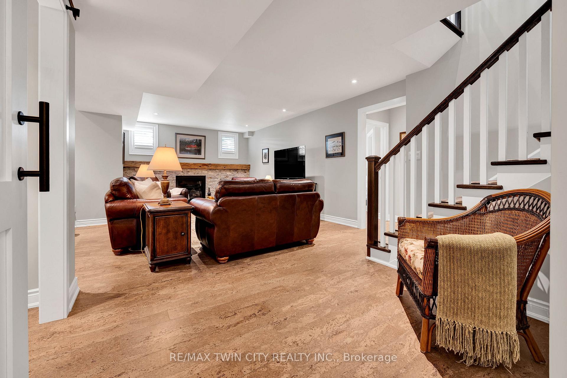 Photo 19 of Unit 16, 435 Winchester Drive, Waterloo — HOMEH