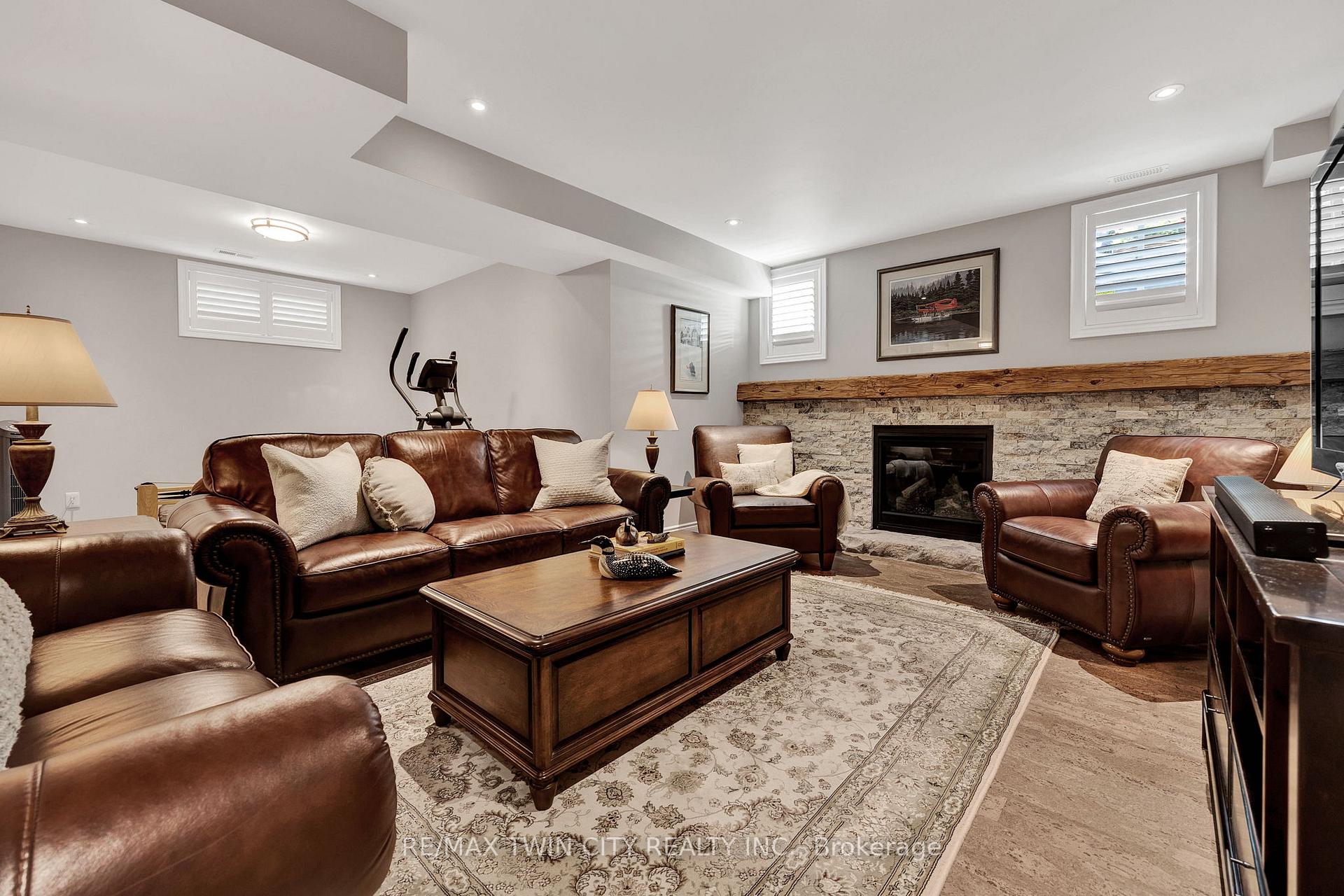 Photo 20 of Unit 16, 435 Winchester Drive, Waterloo — HOMEH