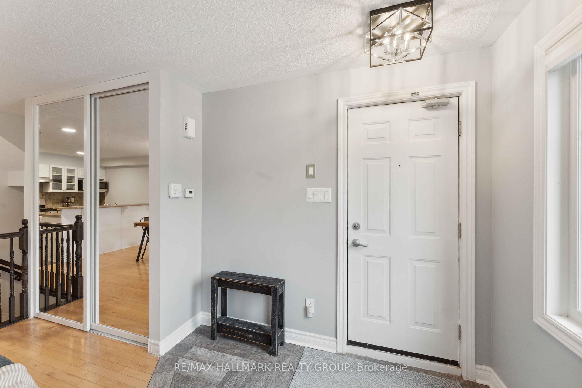Photo 2 of 293A Titanium Private, Ottawa, Convent Glen North — HOMEH