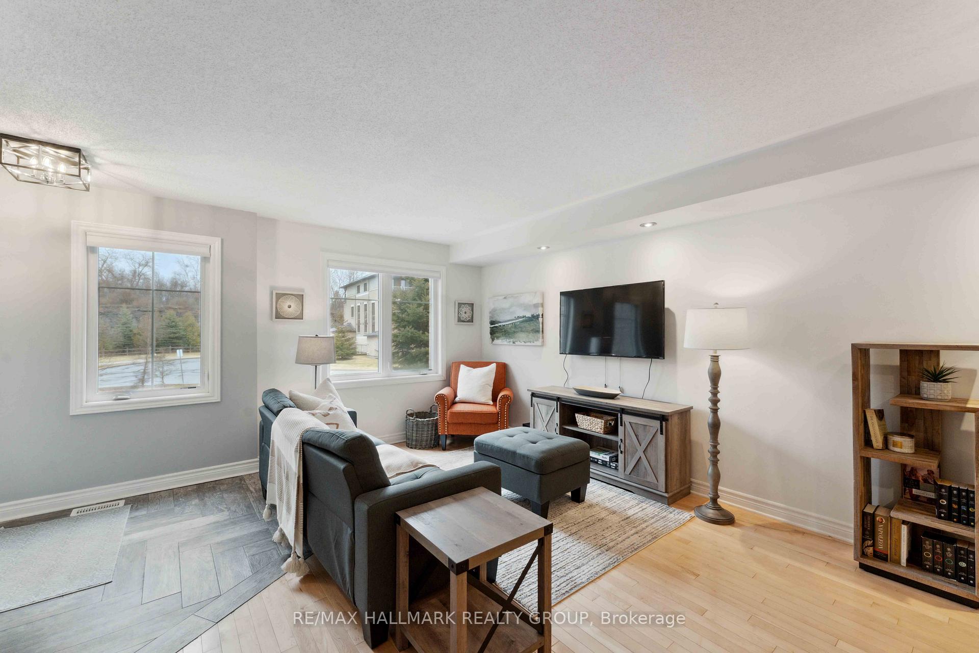 Photo 6 of 293A Titanium Private, Ottawa, Convent Glen North — HOMEH