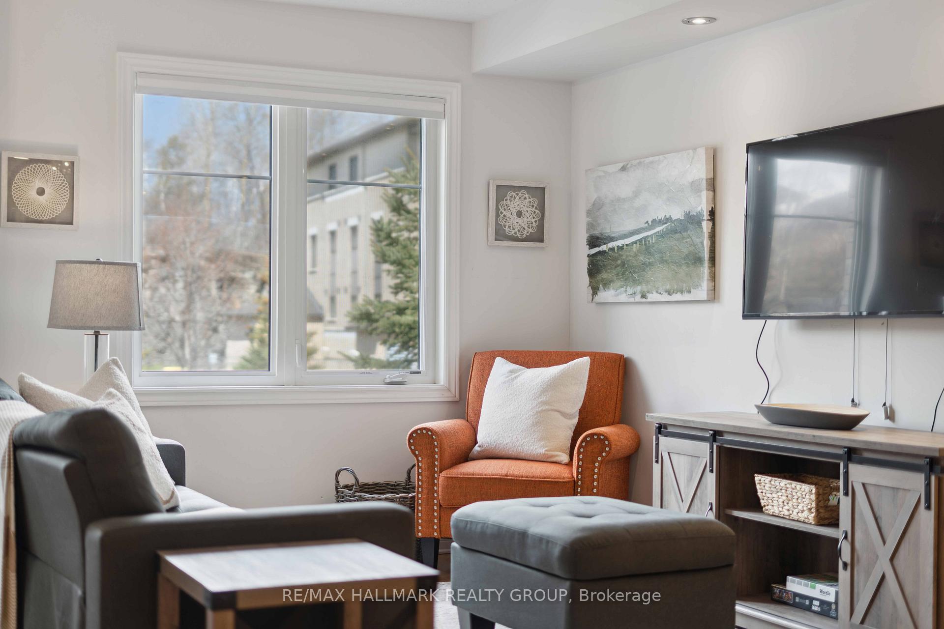 Photo 13 of 293A Titanium Private, Ottawa, Convent Glen North — HOMEH