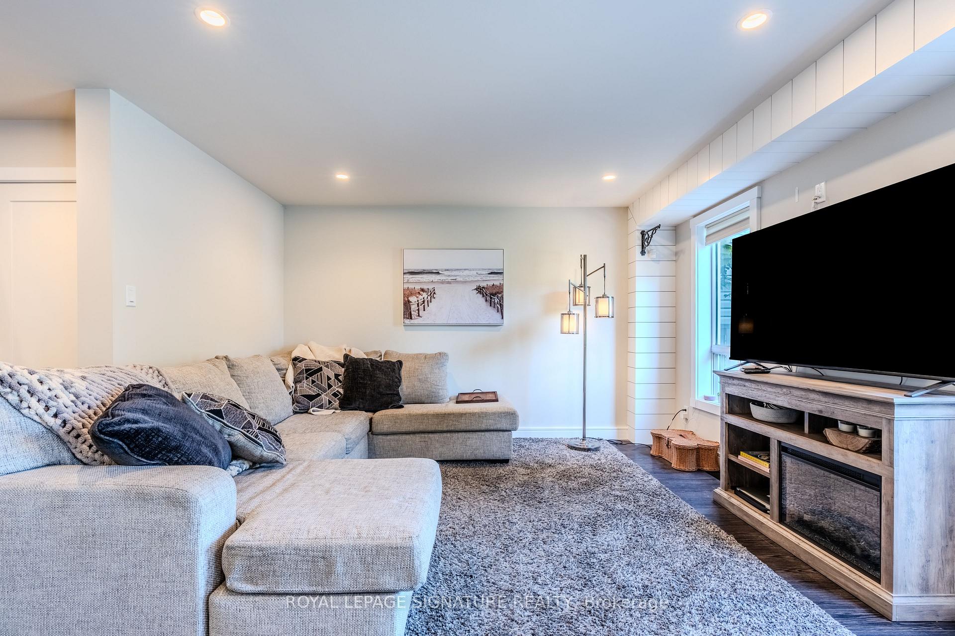 Photo 9 of 109 Maplewood Drive, Essa, Angus — HOMEH