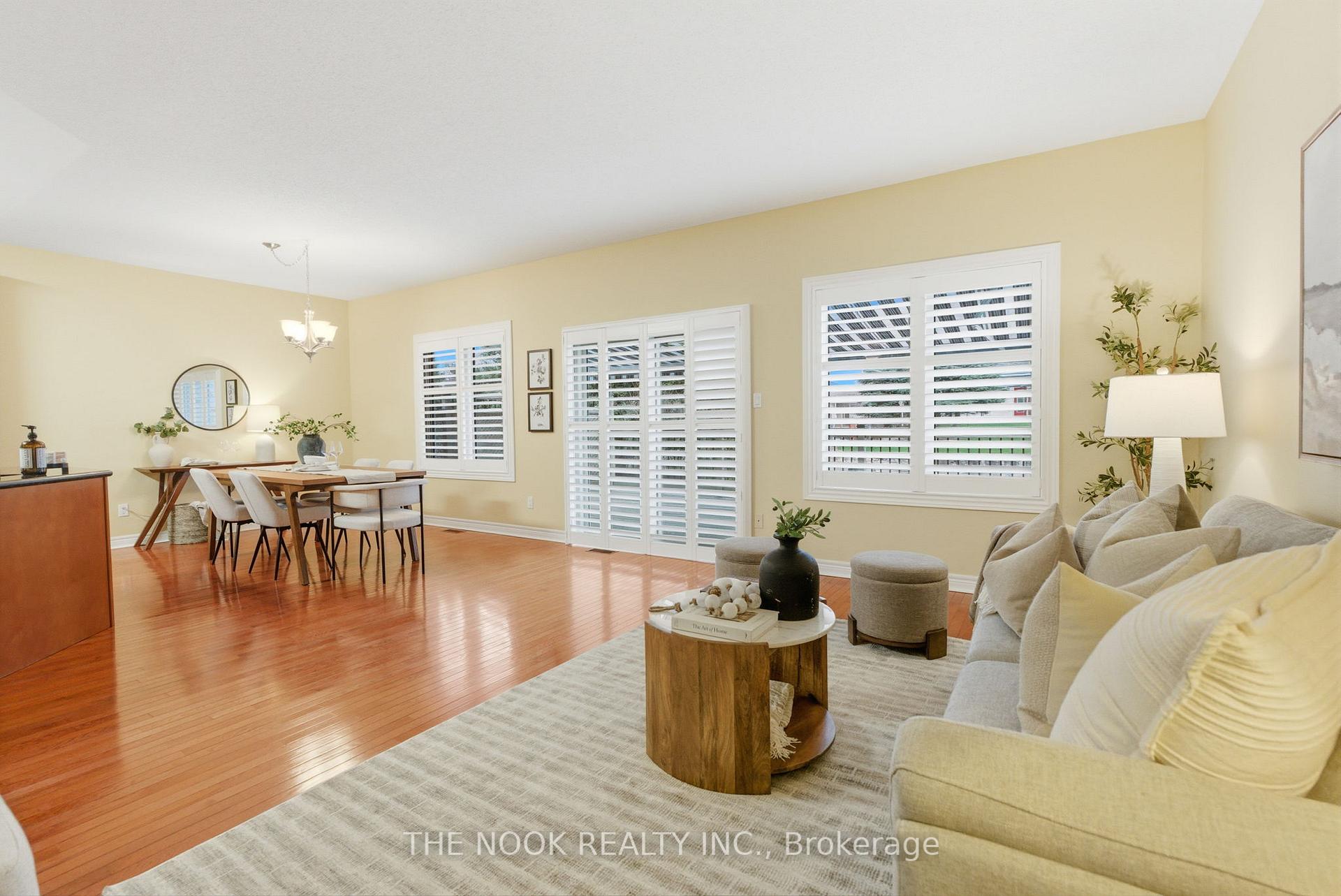 Photo 12 of 19 Heatherlea Drive, Clarington, Bowmanville — HOMEH